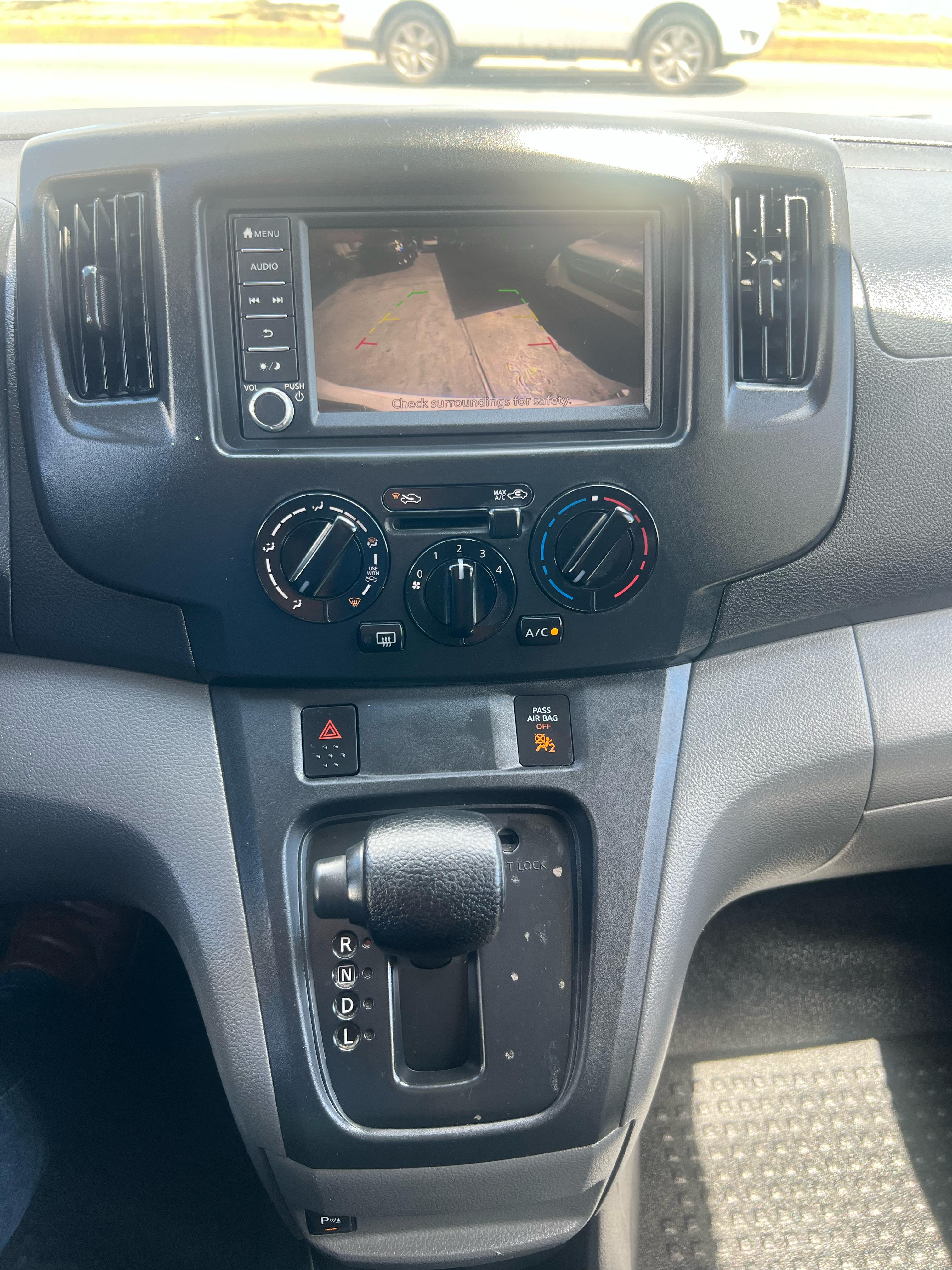 jeepetas y camionetas - Nissan NV 200 2020 8