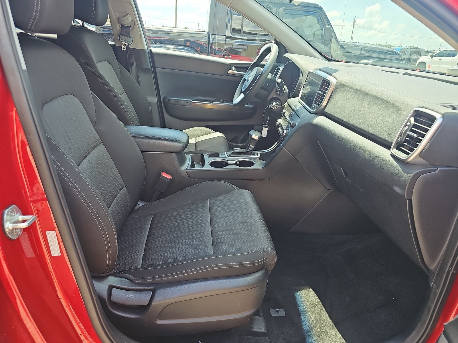 jeepetas y camionetas - Kia Sportage 2022 LX $18,900 oferton!!! 4