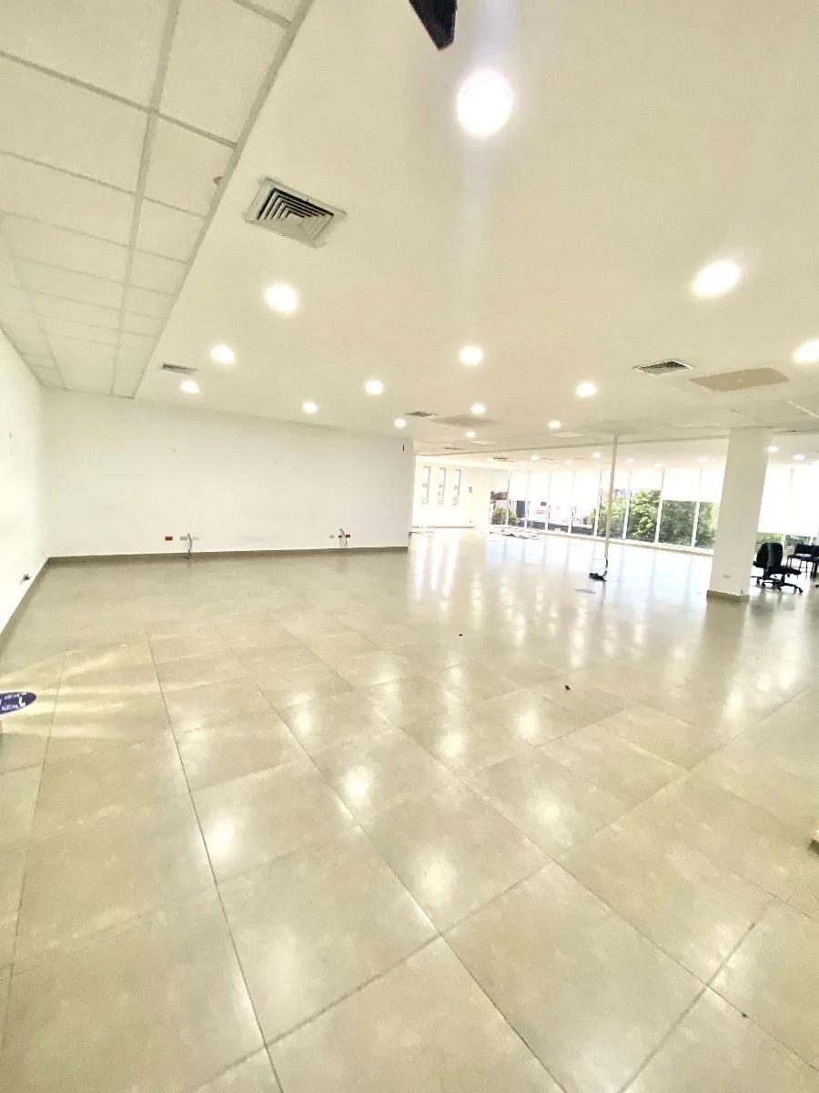 oficinas y locales comerciales - Amplio Local En Renacimiento Alquiler 7
