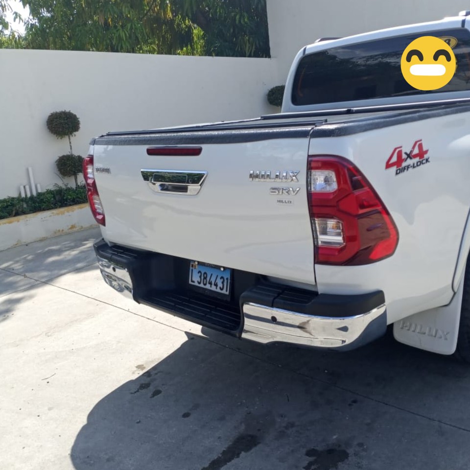 jeepetas y camionetas - Toyota hilux 2018 2