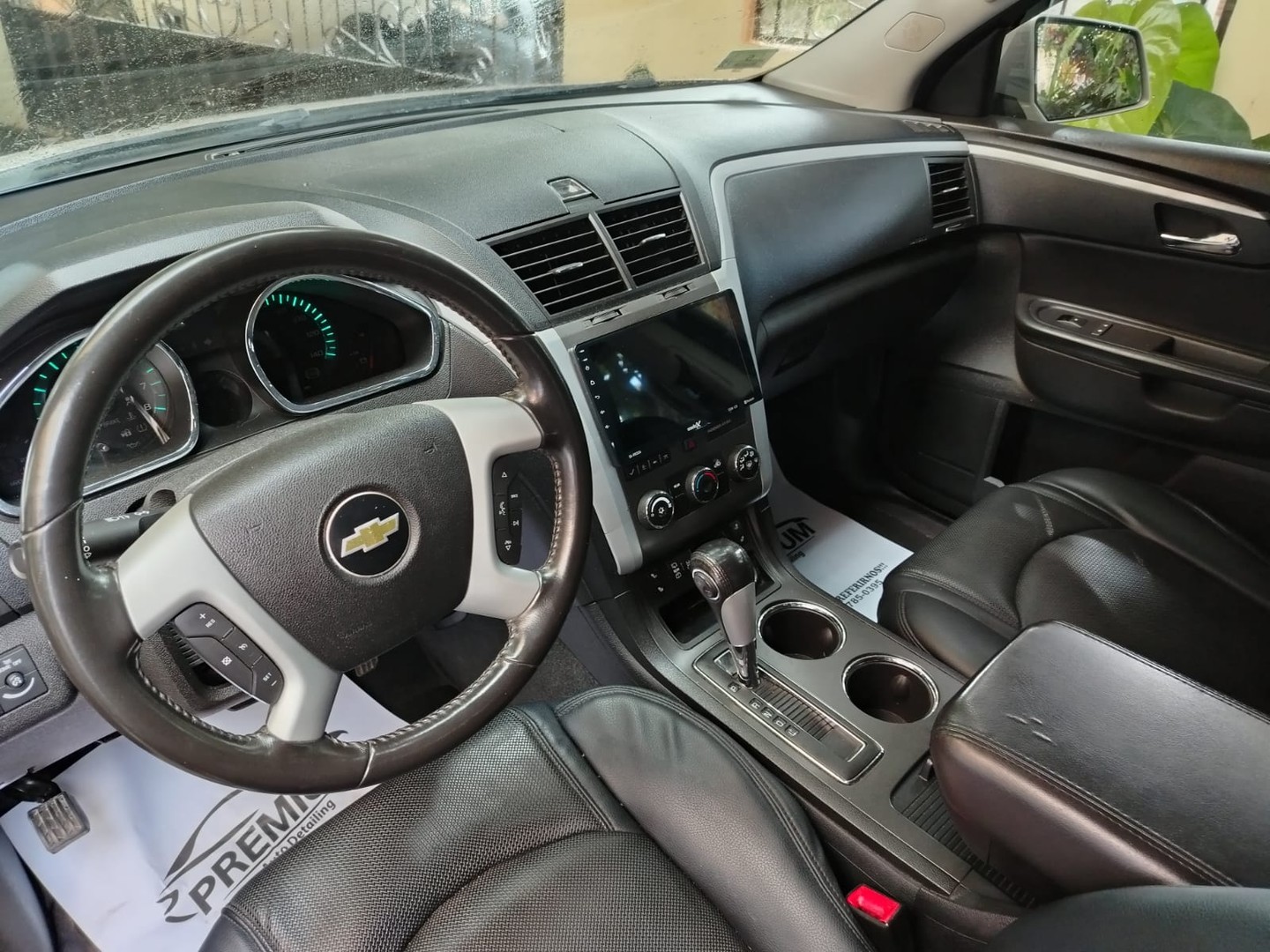 jeepetas y camionetas - Chevrolet Traverse 2102 De Oportunidad 4x4 AWD 3 filas de asientos en piel 4