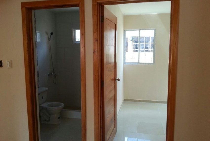 apartamentos - CASAS EN VENTA 1 NIVEL 120 MTS Y 2 NIVELES190 MTS. 5