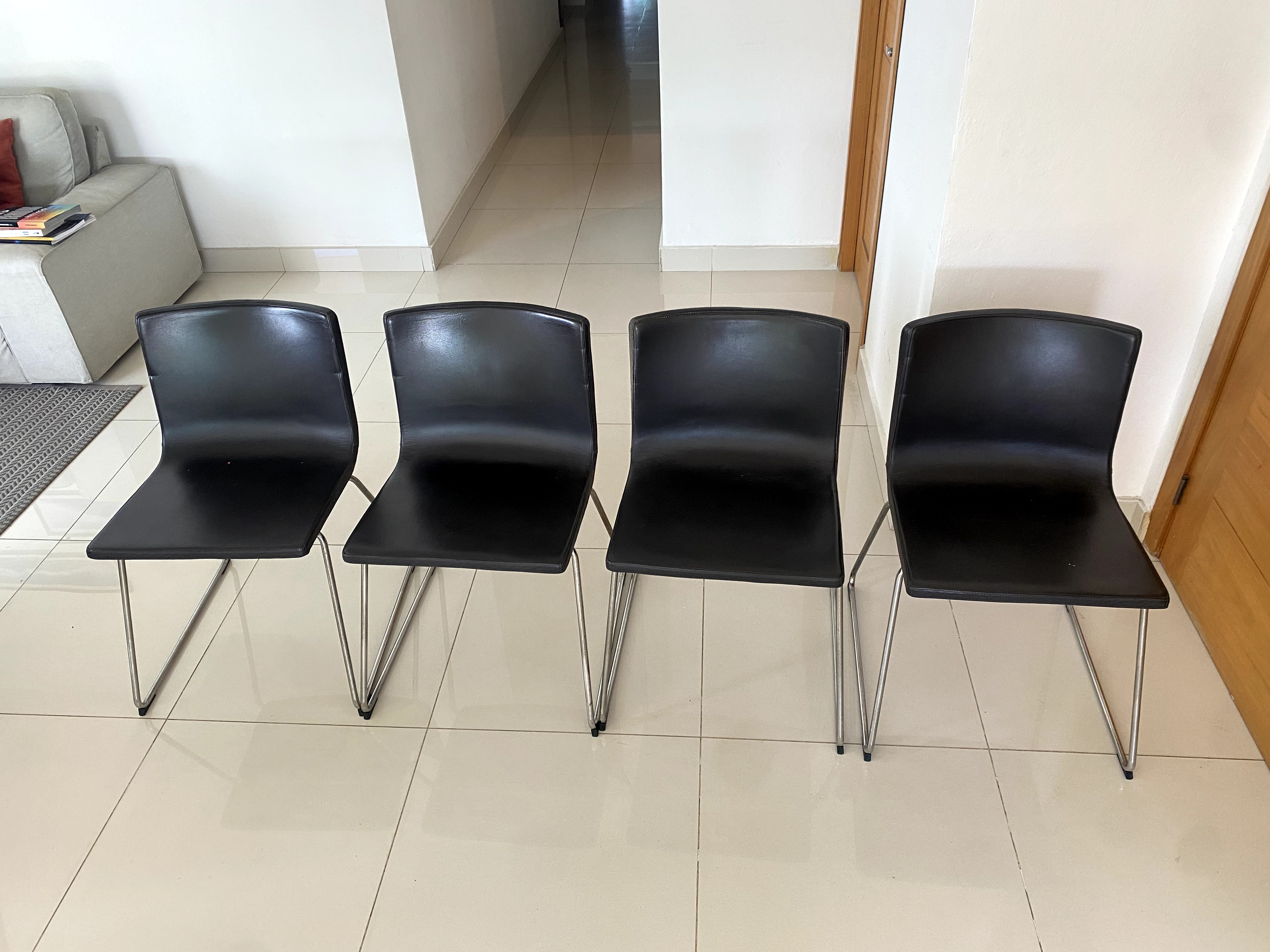 muebles y colchones - Mesa comedor IKEA LANEBERG con 4 Sillas LILLANAS 2