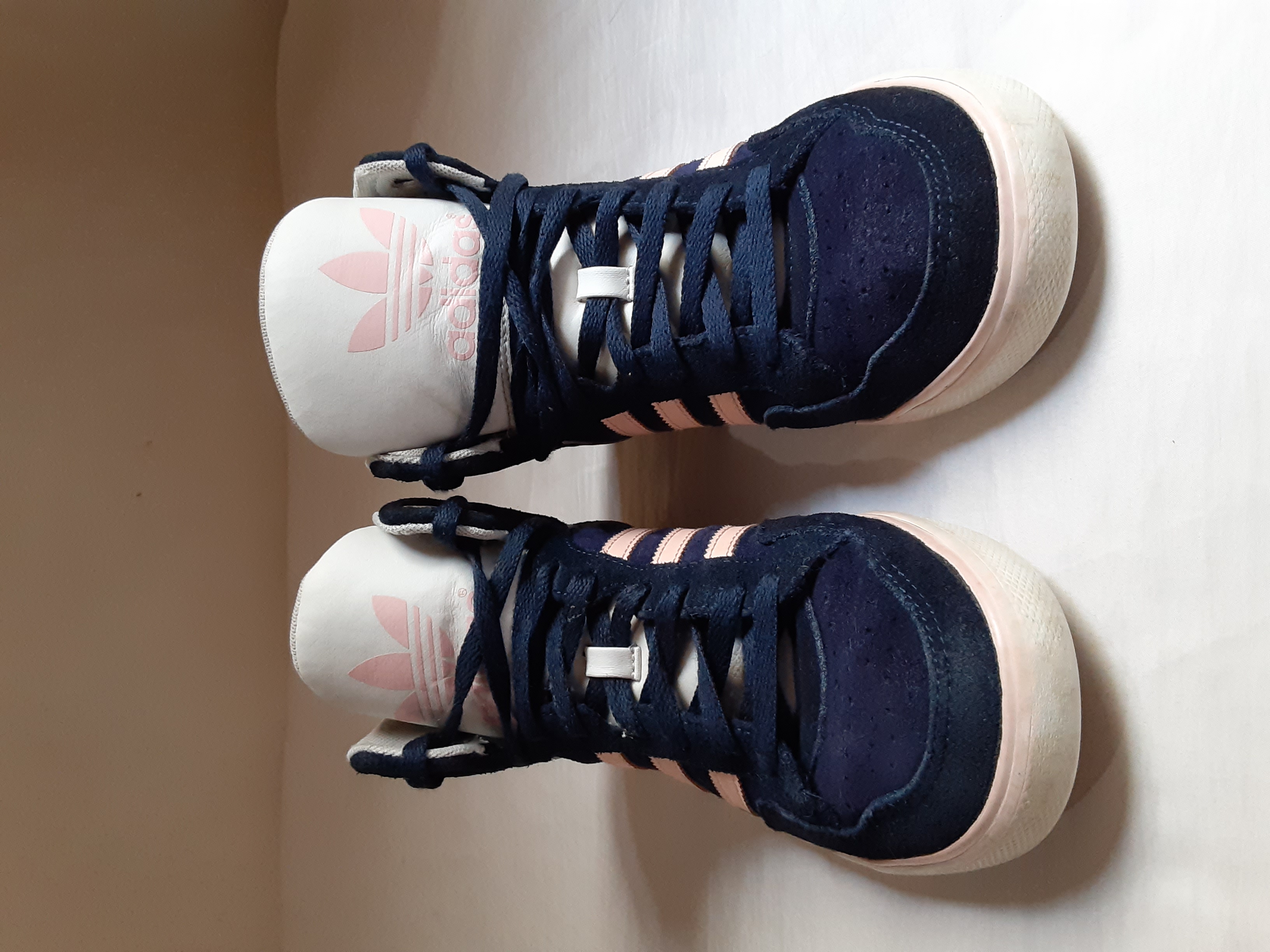 zapatos para mujer - Tenis de mujer/ adolescente.   Size: 8 2