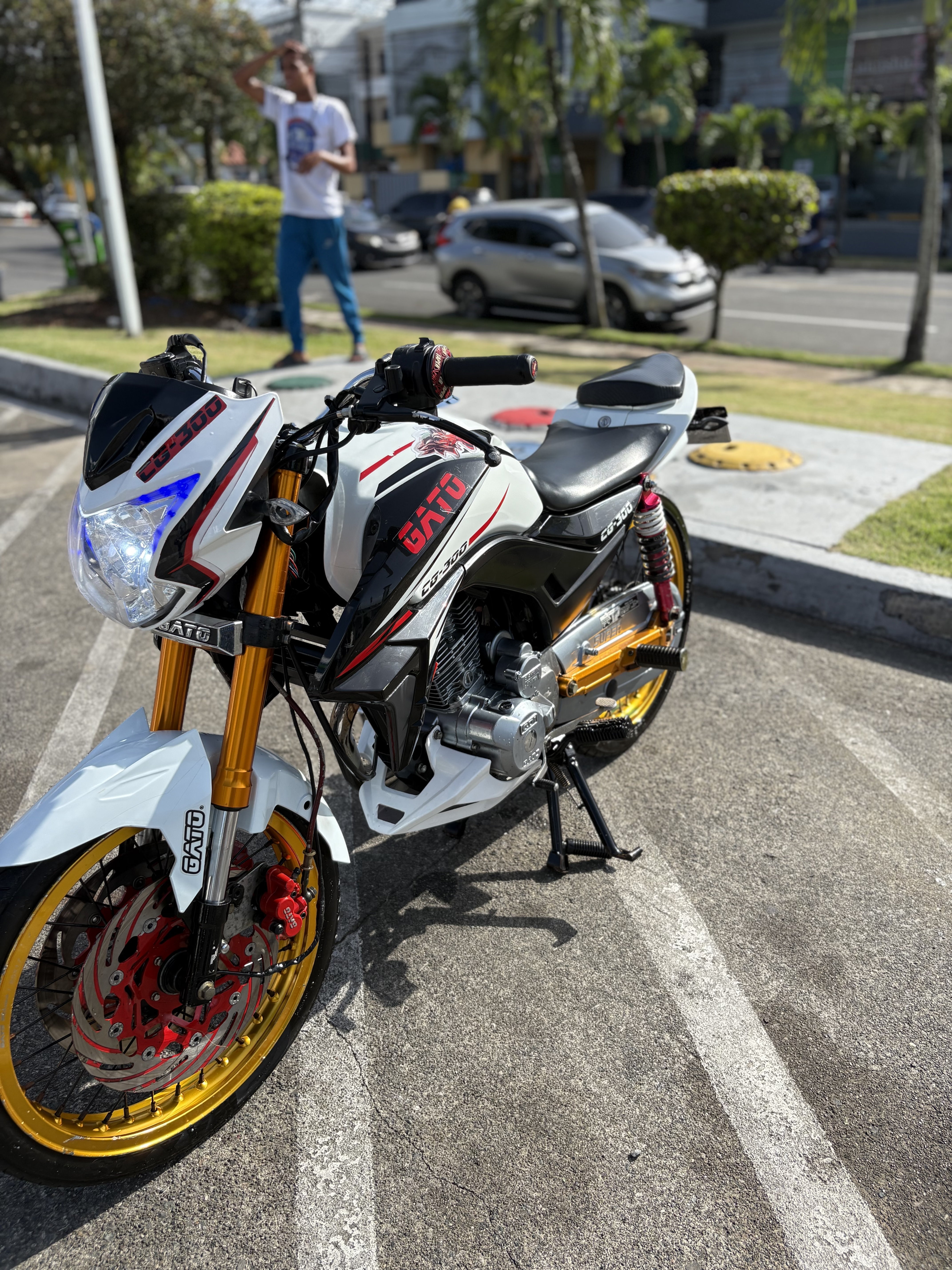 motores y pasolas - cg300 ✅🚀 como nuevo , las fotos hablan por sí solas 10-10✅ todos sus papeles  5