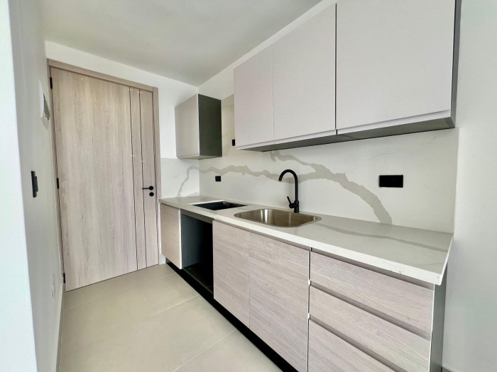 apartamentos - ALQUILE DE APARTAMENTO EN EL MILLON 7