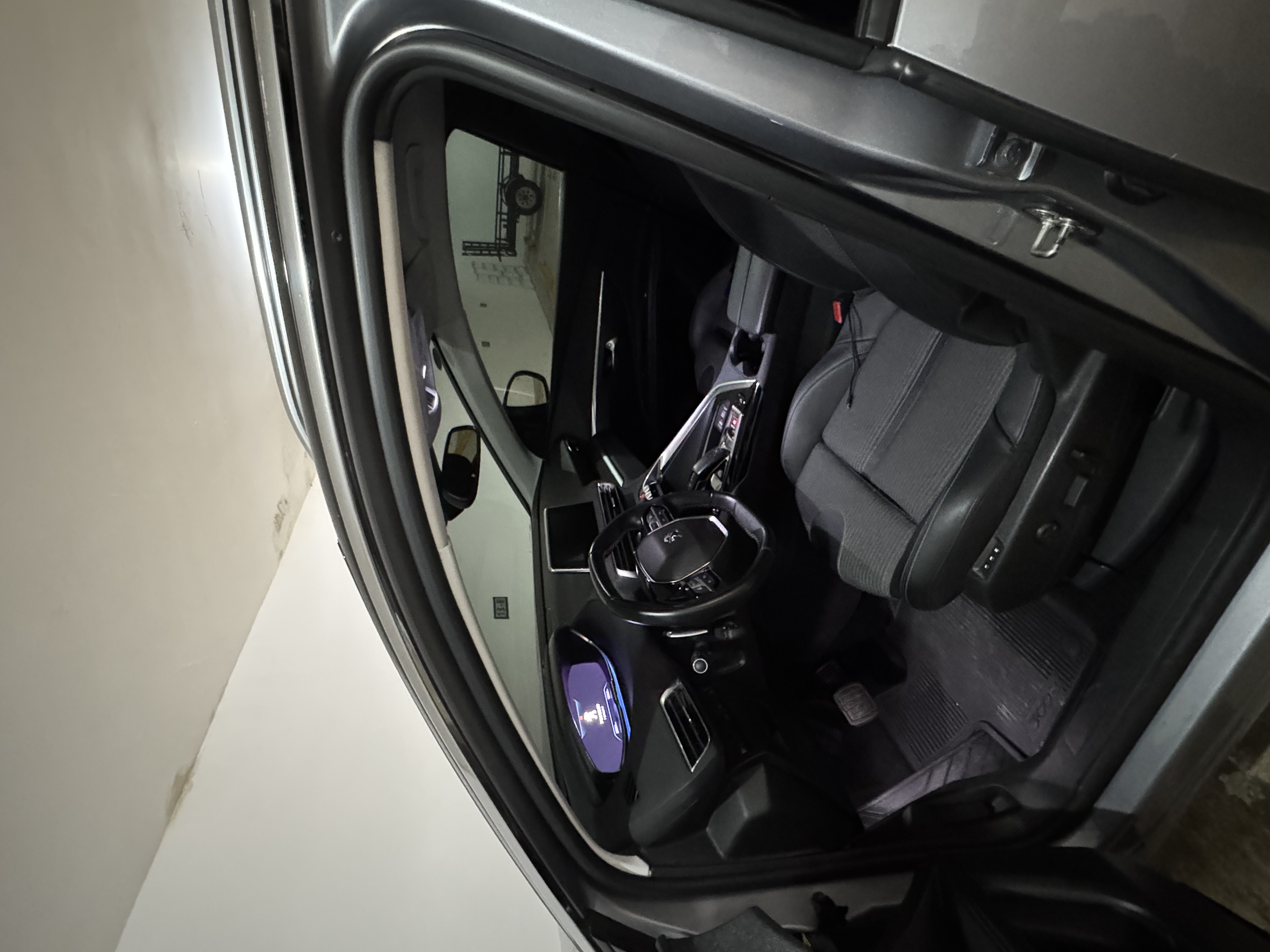 jeepetas y camionetas - “Peugeot 3008 Allure 2023 – Único Dueño, 29,500 km – Precio US$ 31,500 (Mejor of 1