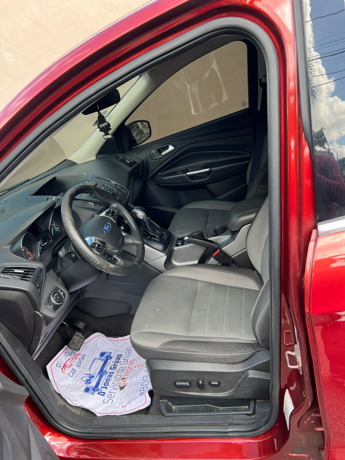 jeepetas y camionetas - Vendo ford escape 2015 7