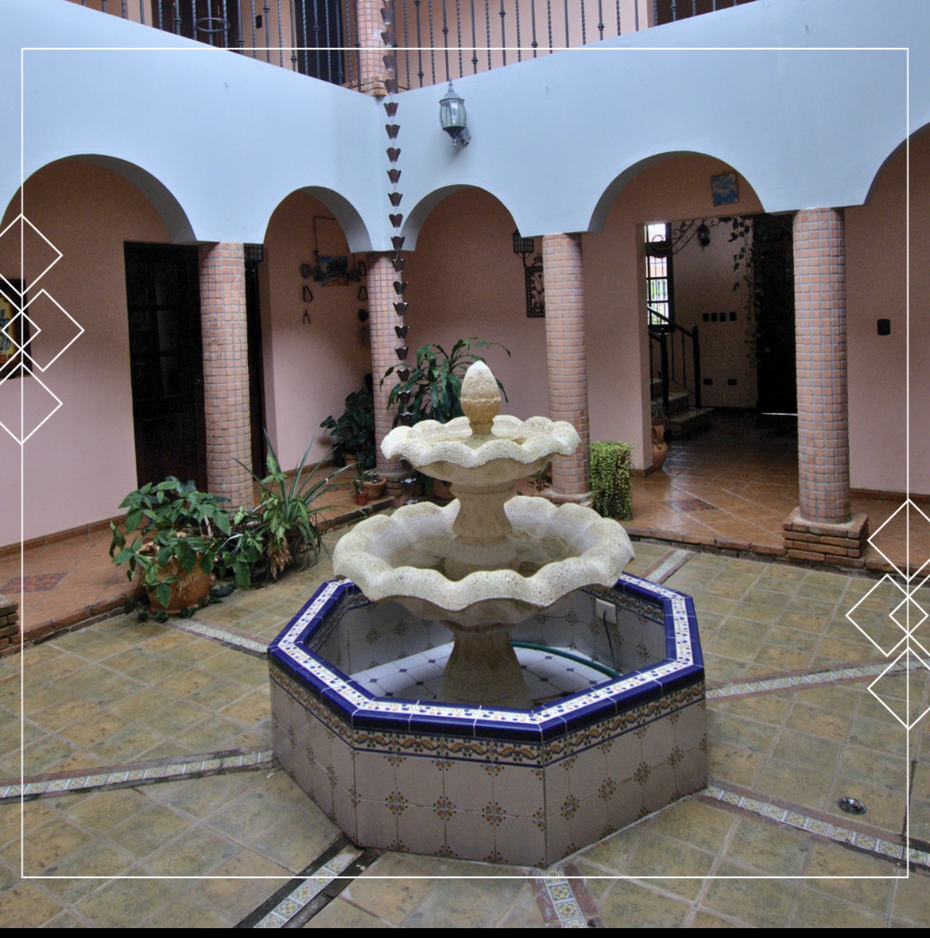 casas - OPORTUNIDAD. Elegante Casa Estilo Andaluz-Marroquí, Santiago