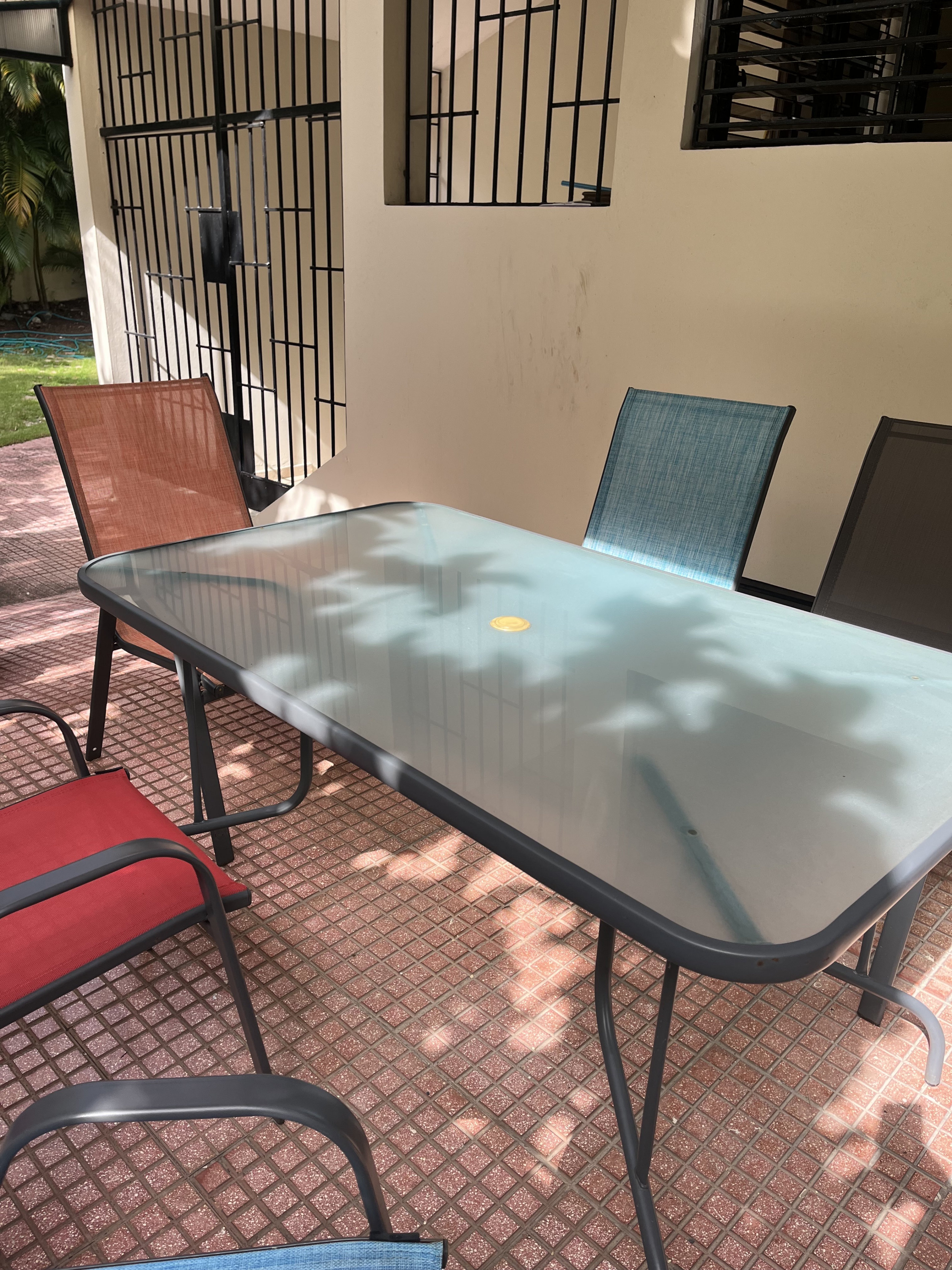 muebles y colchones - comador de jardín 1