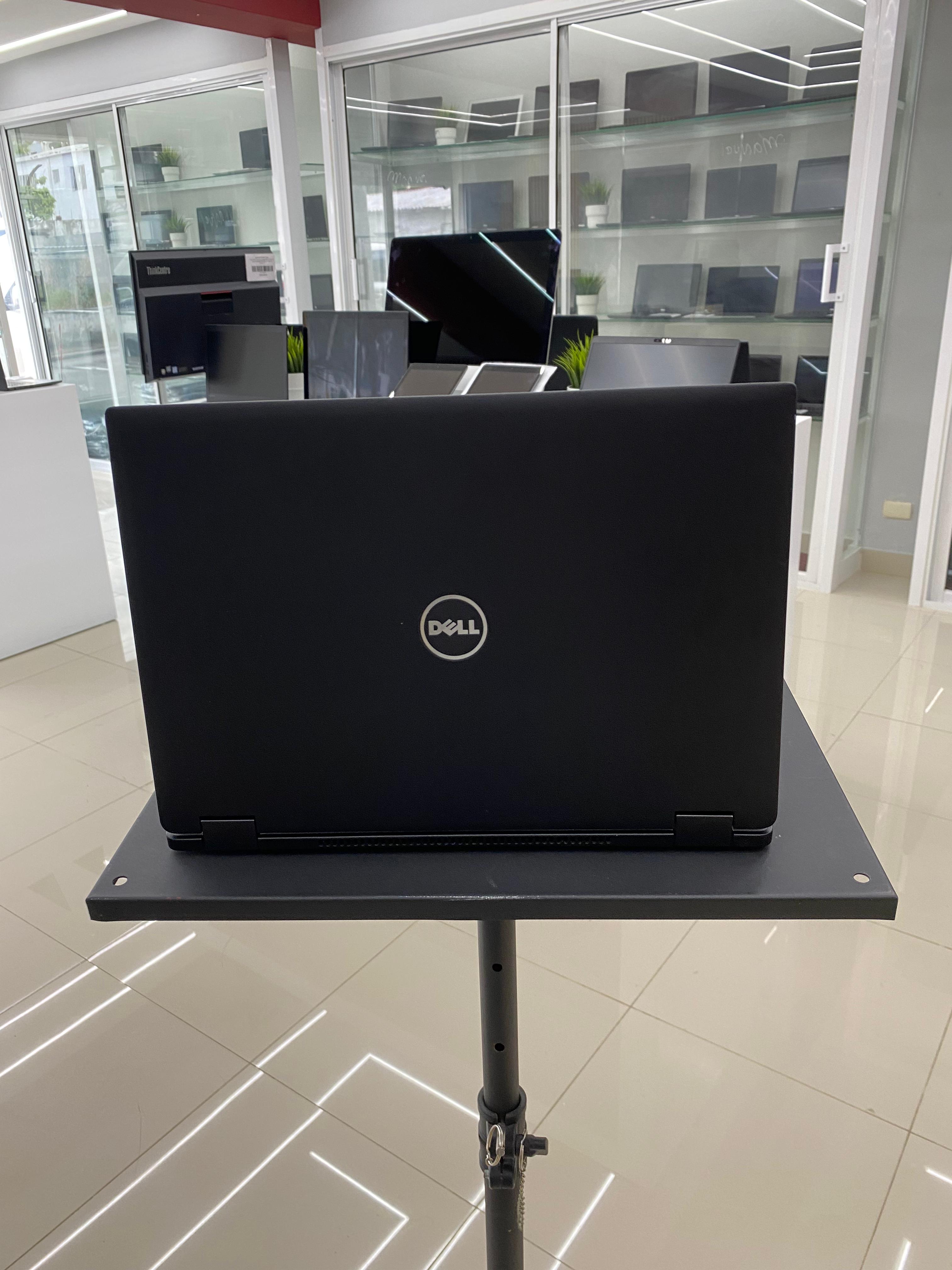computadoras y laptops - Laptop Dell Latitude E5289 2en1 core i7 7maGen 14  2