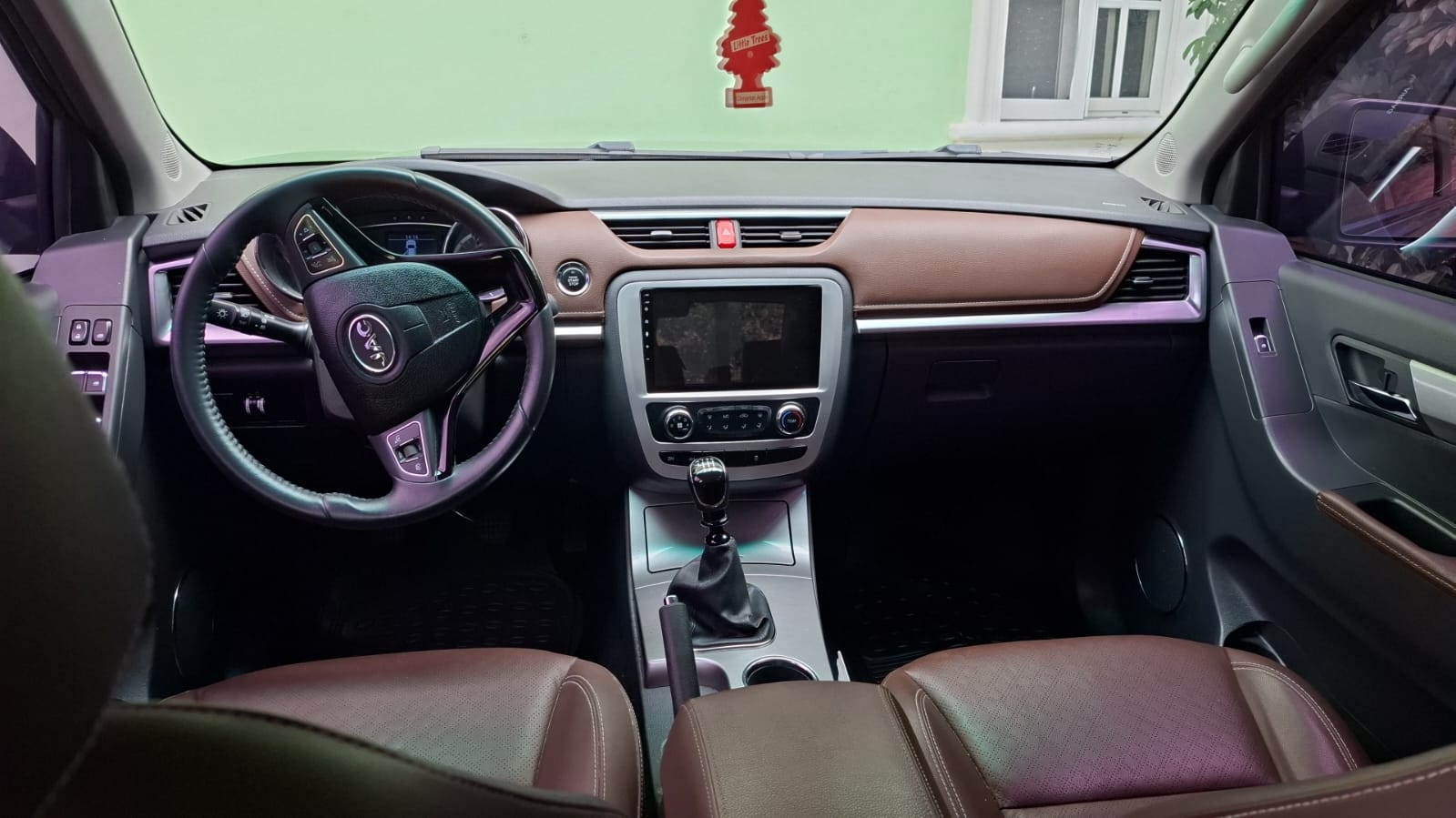 jeepetas y camionetas - Vendo por regreso en europa jeepeta jac turbo diesel casi nueva 5