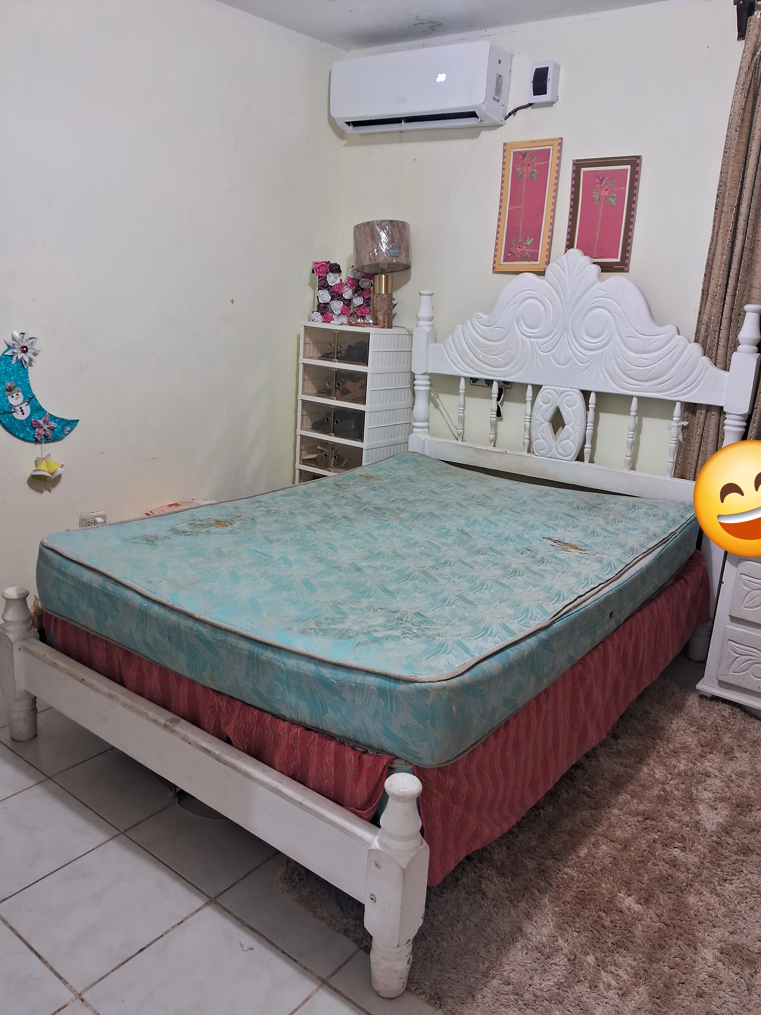 muebles y colchones - Se vende juego de cuarto usado de pino tratado 0