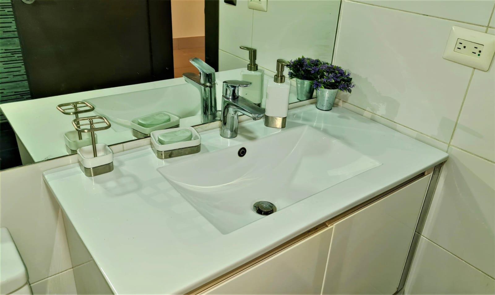 apartamentos - ALQUILO apartamento amueblado en PIANTINI 9