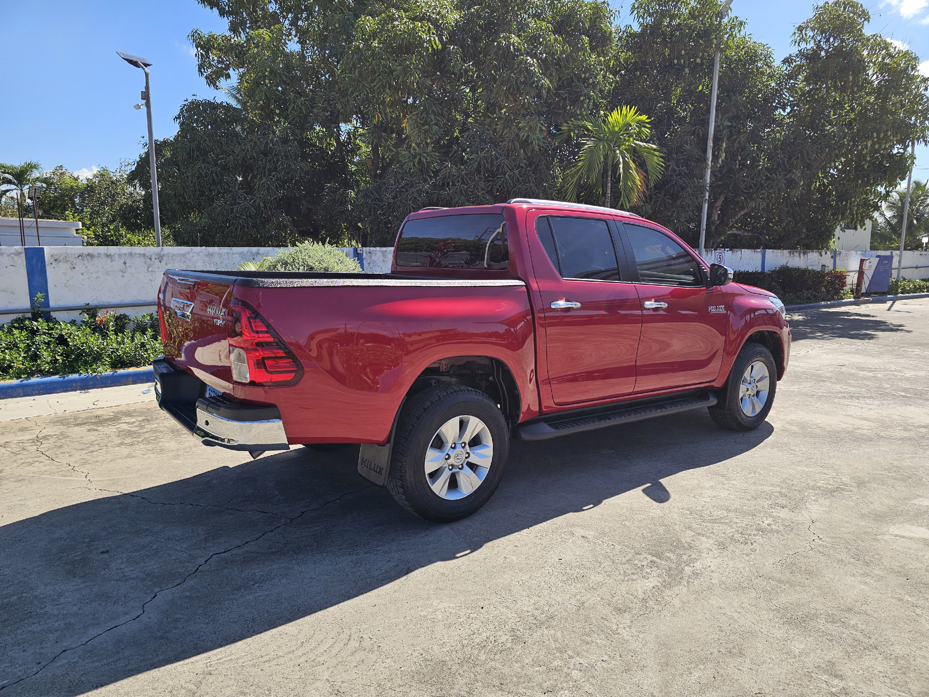 jeepetas y camionetas - Toyota Hilux SRV limite 2