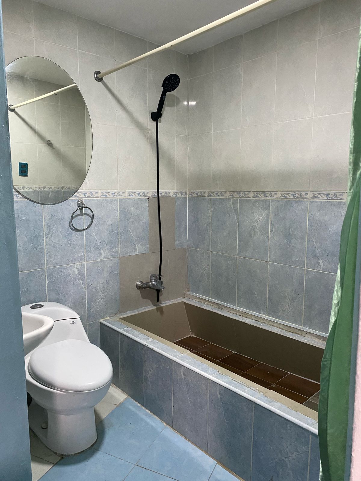 habitaciones y viviendas compartidas - Alquiler habitacion amueblada Jose Contrera Lincon 0