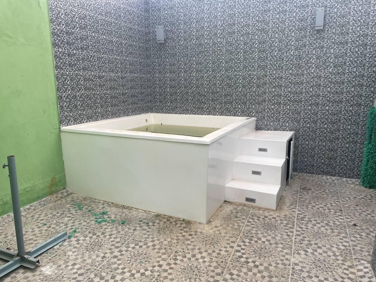 apartamentos - VENDO APT TIPO PENHOUSE 
3 pisos 
Jacuzzi 
Terraza 
4 habitaciones 
2 parqueos
 4