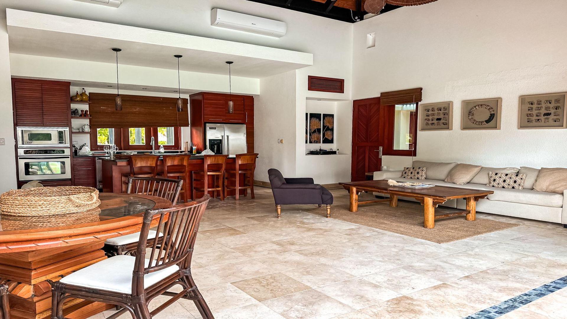 casas vacacionales y villas - 🌿✨ Villa de Ensueño en Green Village, Cap Cana✨🌿 4