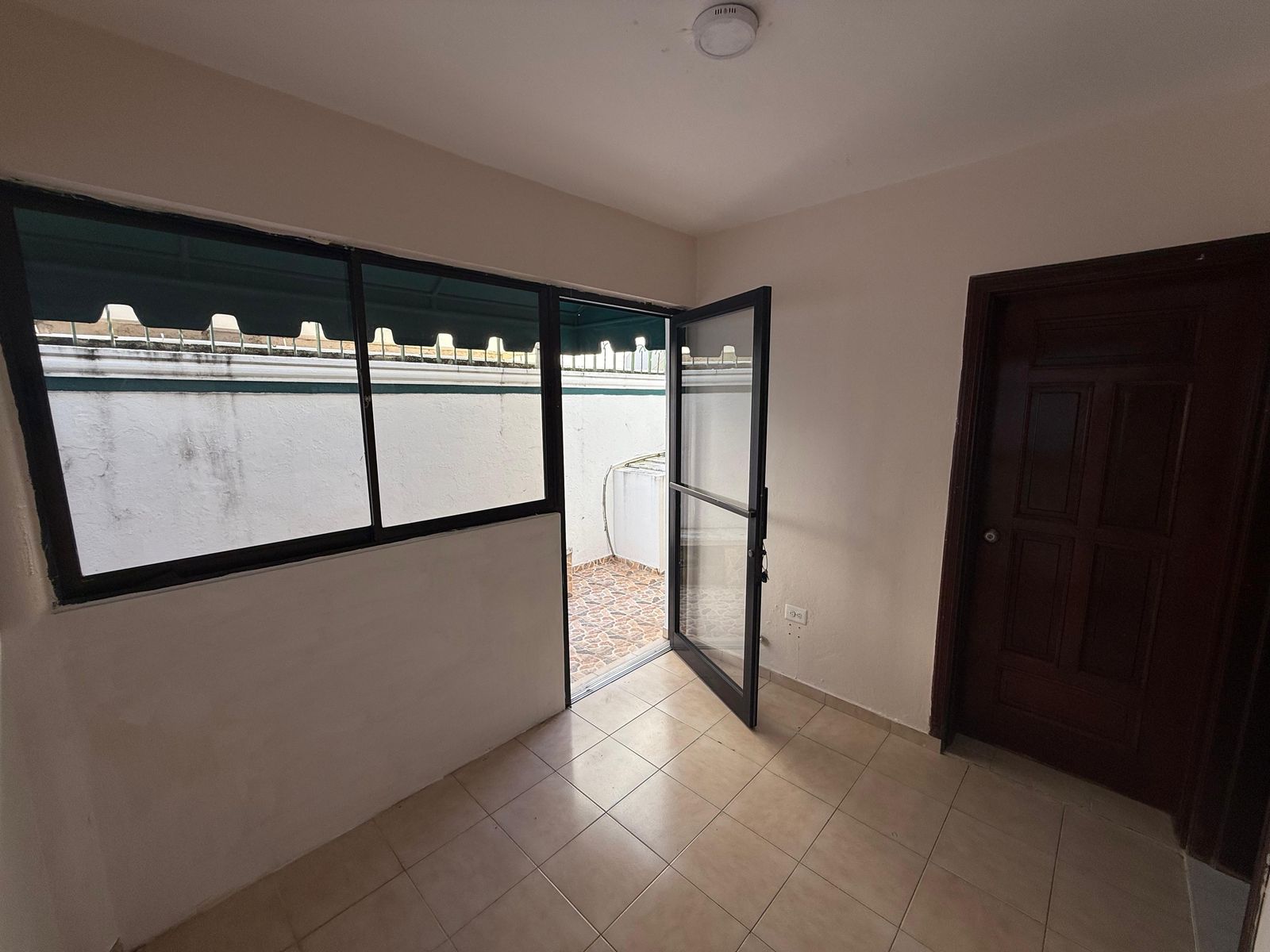 casas - CASA EN ALQUILER  EN BELLA VISTA  4