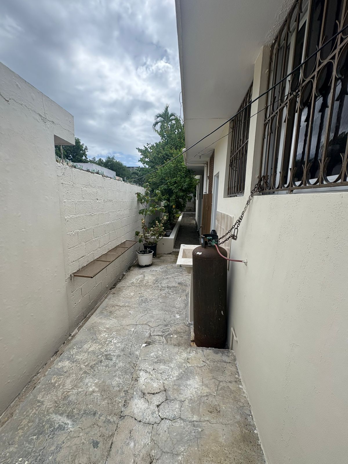 casas - Vendo casa en Av. Independencia  9