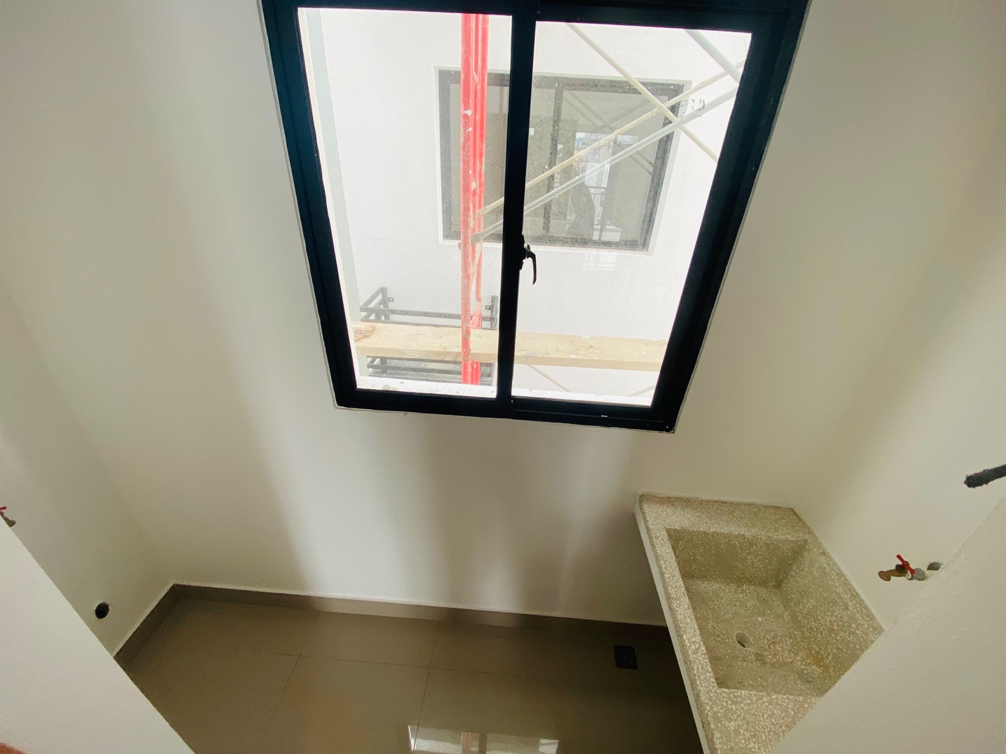 apartamentos - APARTAMENTO EN RENTA SEGUNDO NIVEL EN SANTIAGO DE LOS CABALLERO 
 5