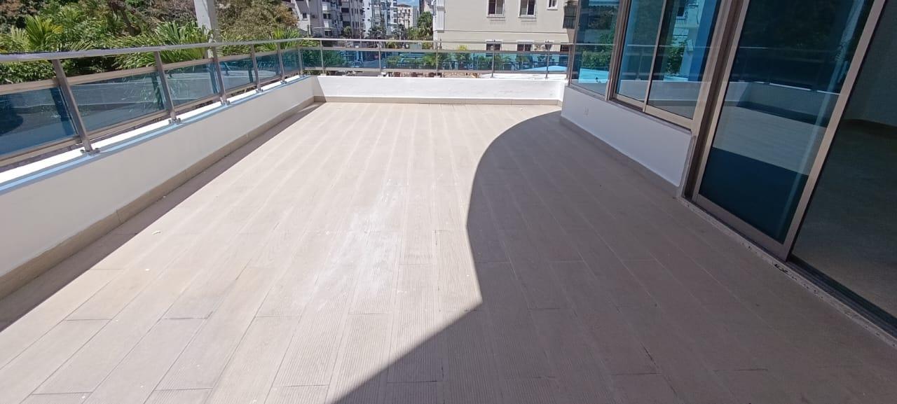 apartamentos - Urbanización Real, HERMOSO apartamento en 2da con Terraza, 3 hab, 347 Mt2