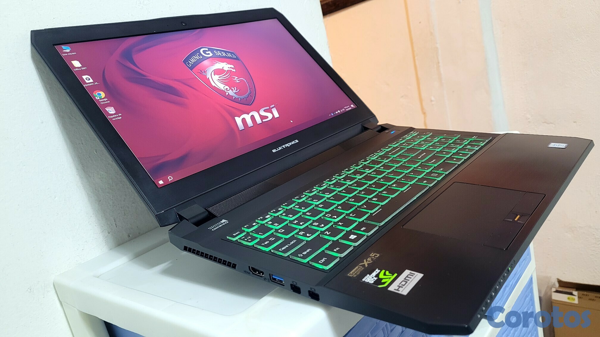 computadoras y laptops - Laptop Clevo Gamer 17 Pulg Core i7 7th Ram 32gb ddr4 Dico 256 Y 1gb Gtx 1060 6gb 2