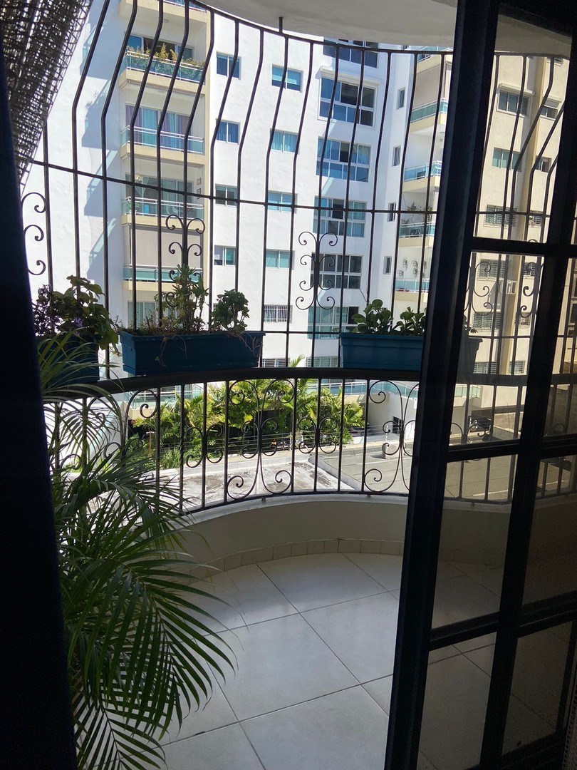 apartamentos - Se vende apartamento en Evaristo Morales 0