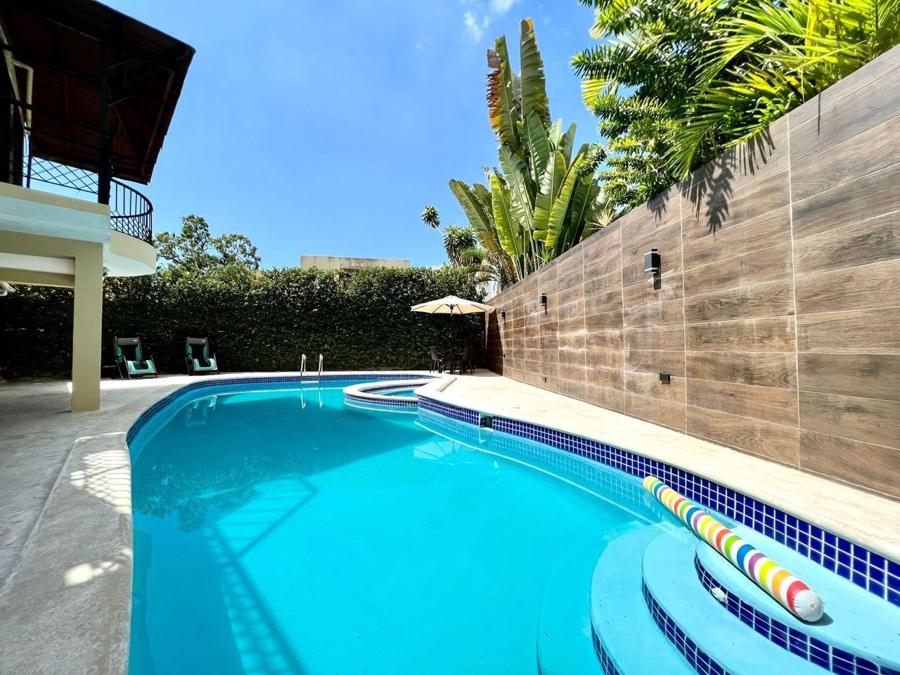 casas vacacionales y villas - Casa de 2 niveles en  alquiler  7