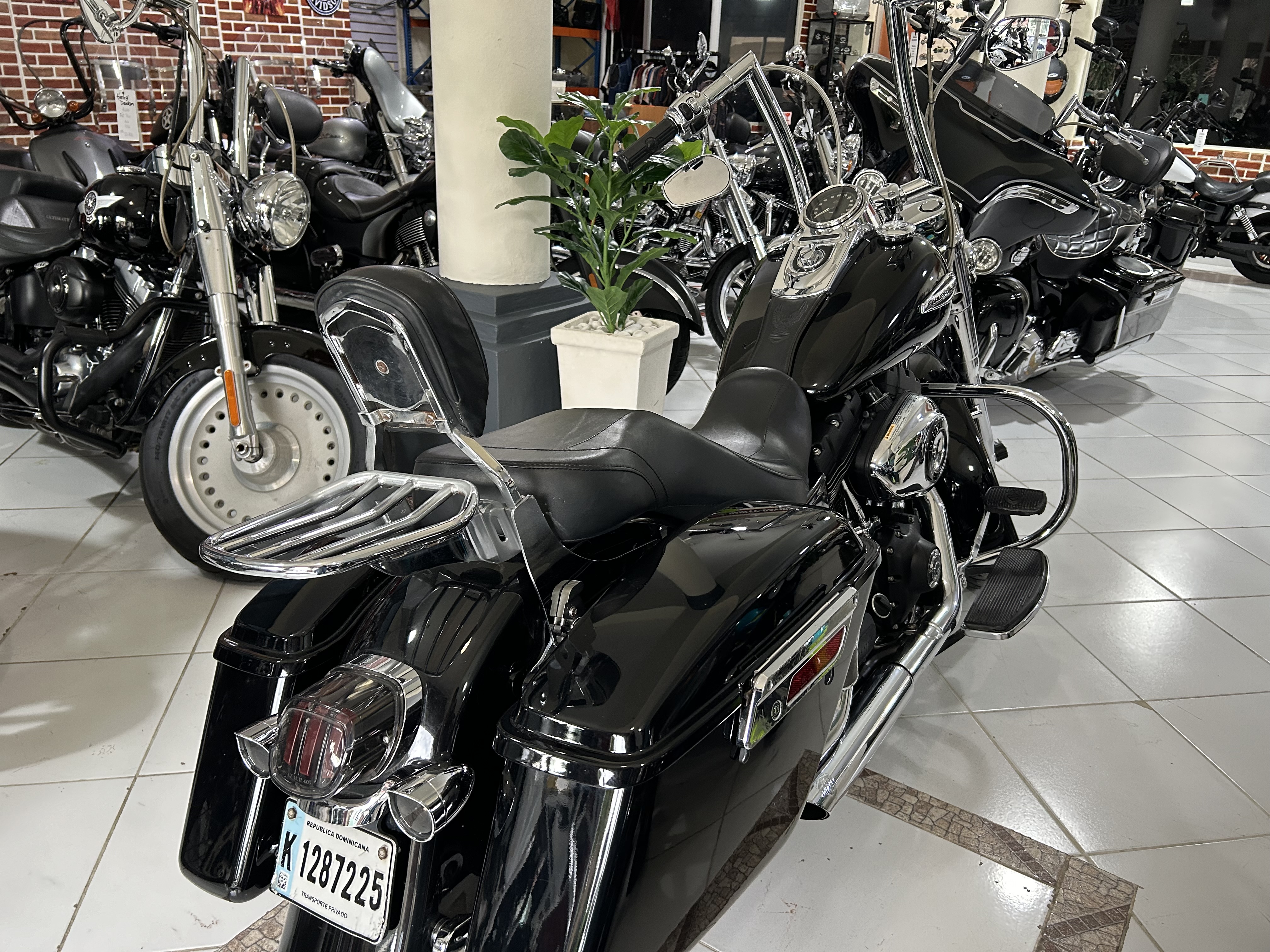 motores y pasolas - Harley Davidson Dyna Switchback  3