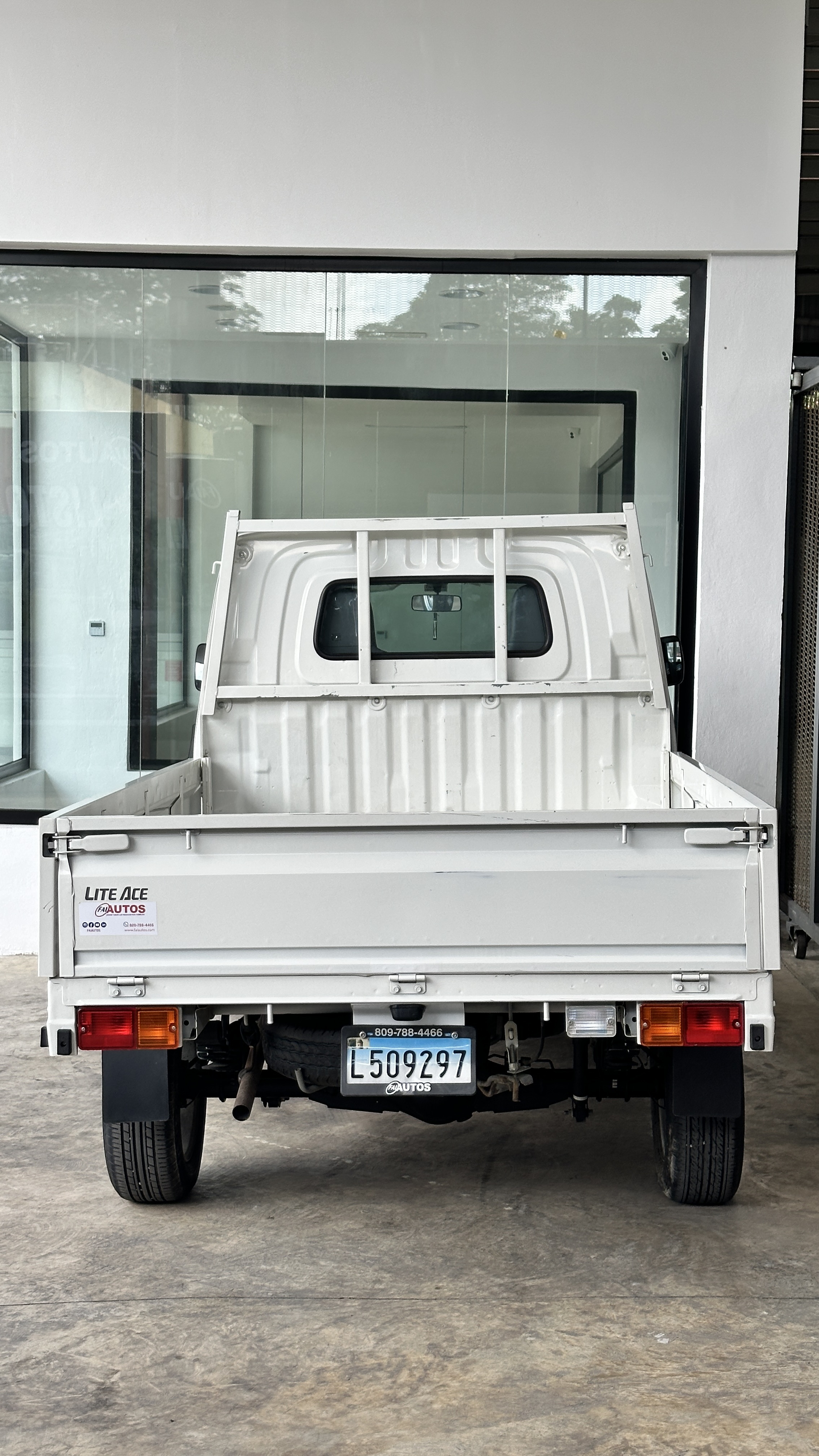 jeepetas y camionetas - Toyota lite-ace 2024 2