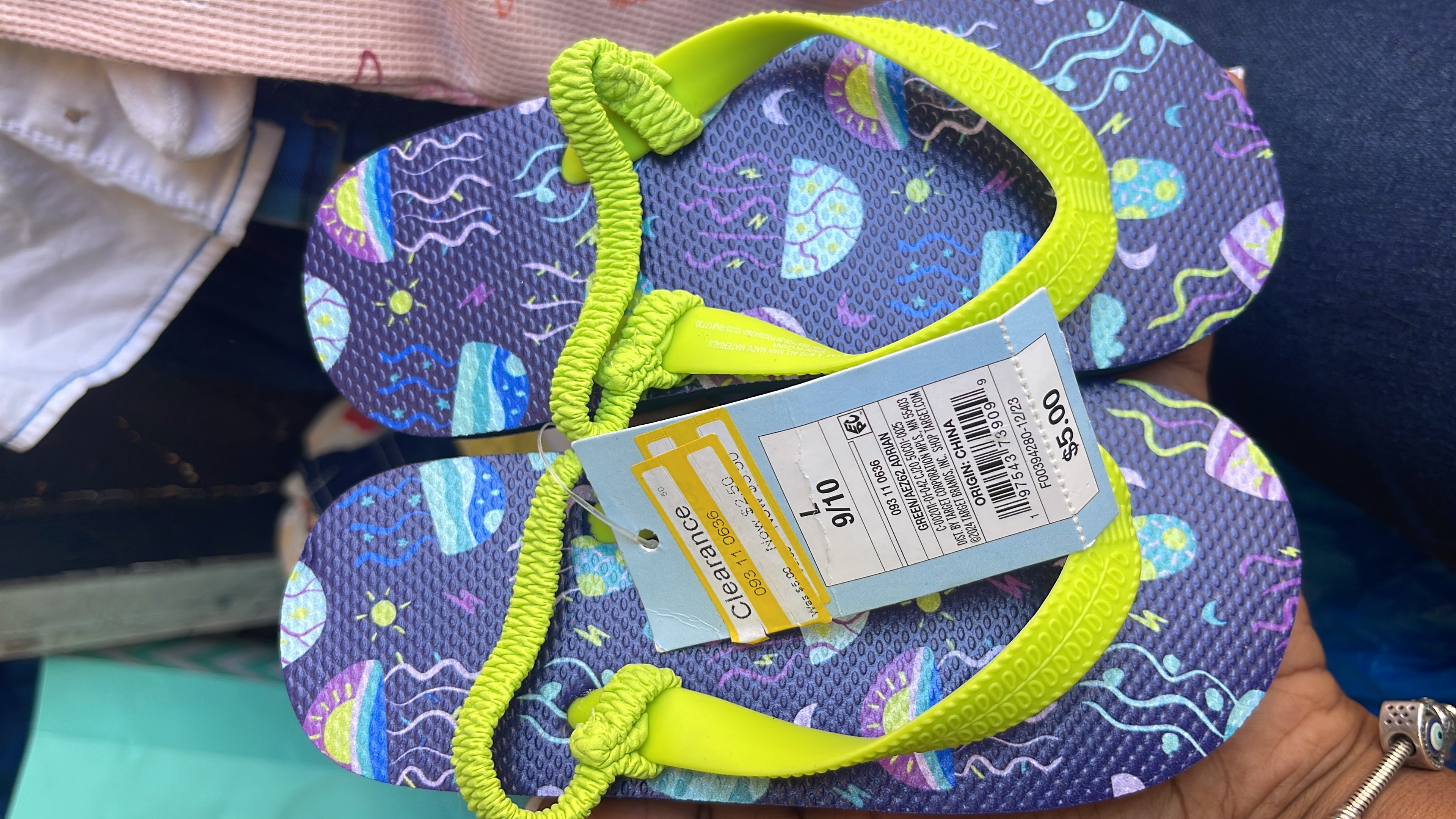 ropa y zapatos - calipsos y alpargatas de niños  2