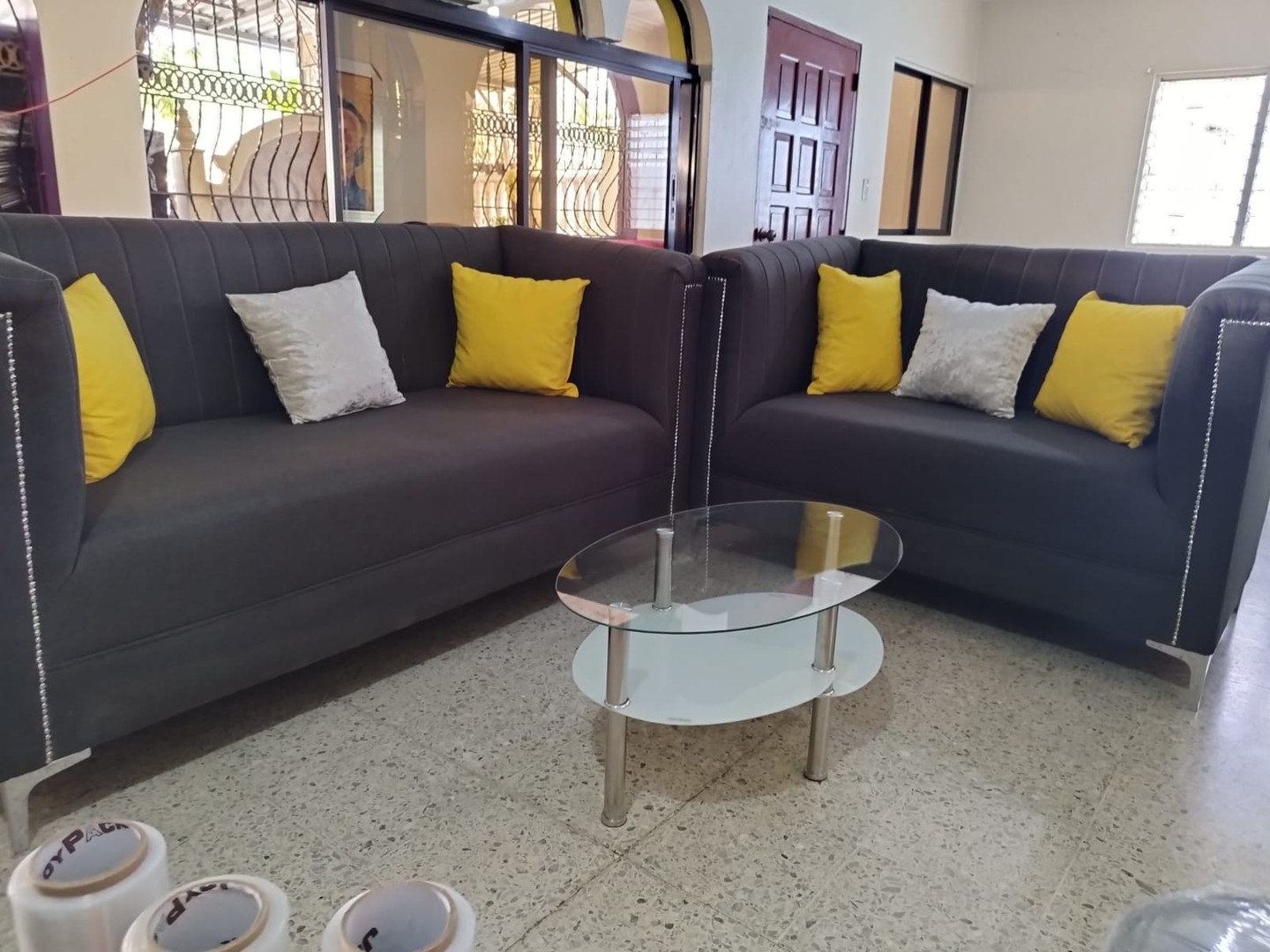 muebles y colchones - sofa alfred mesa de cristal incluida 0