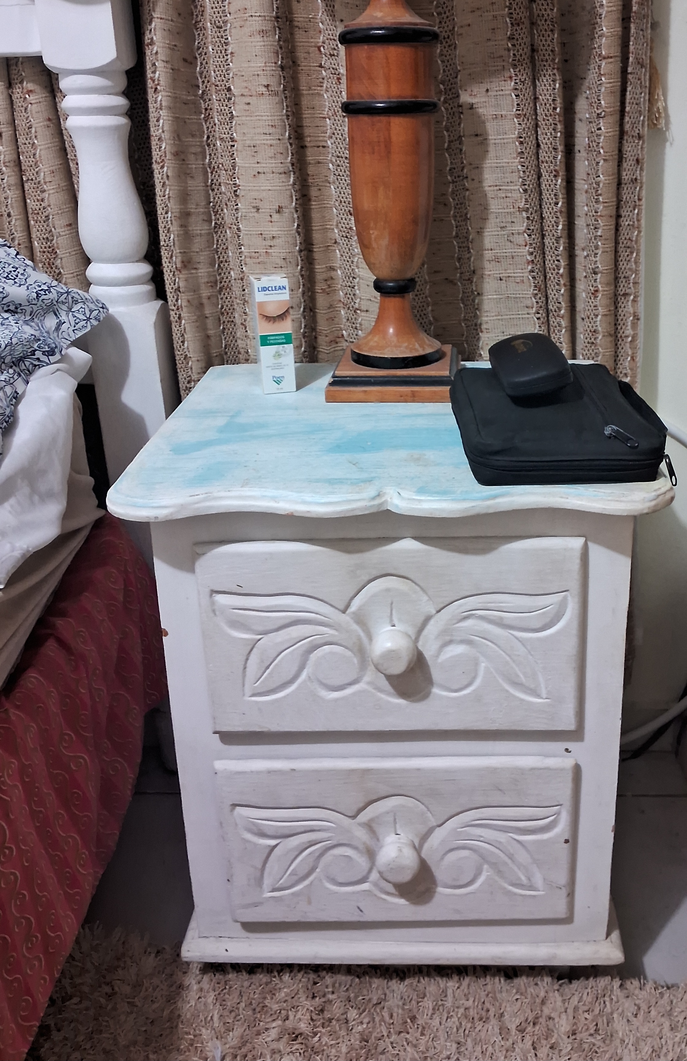 muebles y colchones - Se vende juego de cuarto usado de pino tratado 1