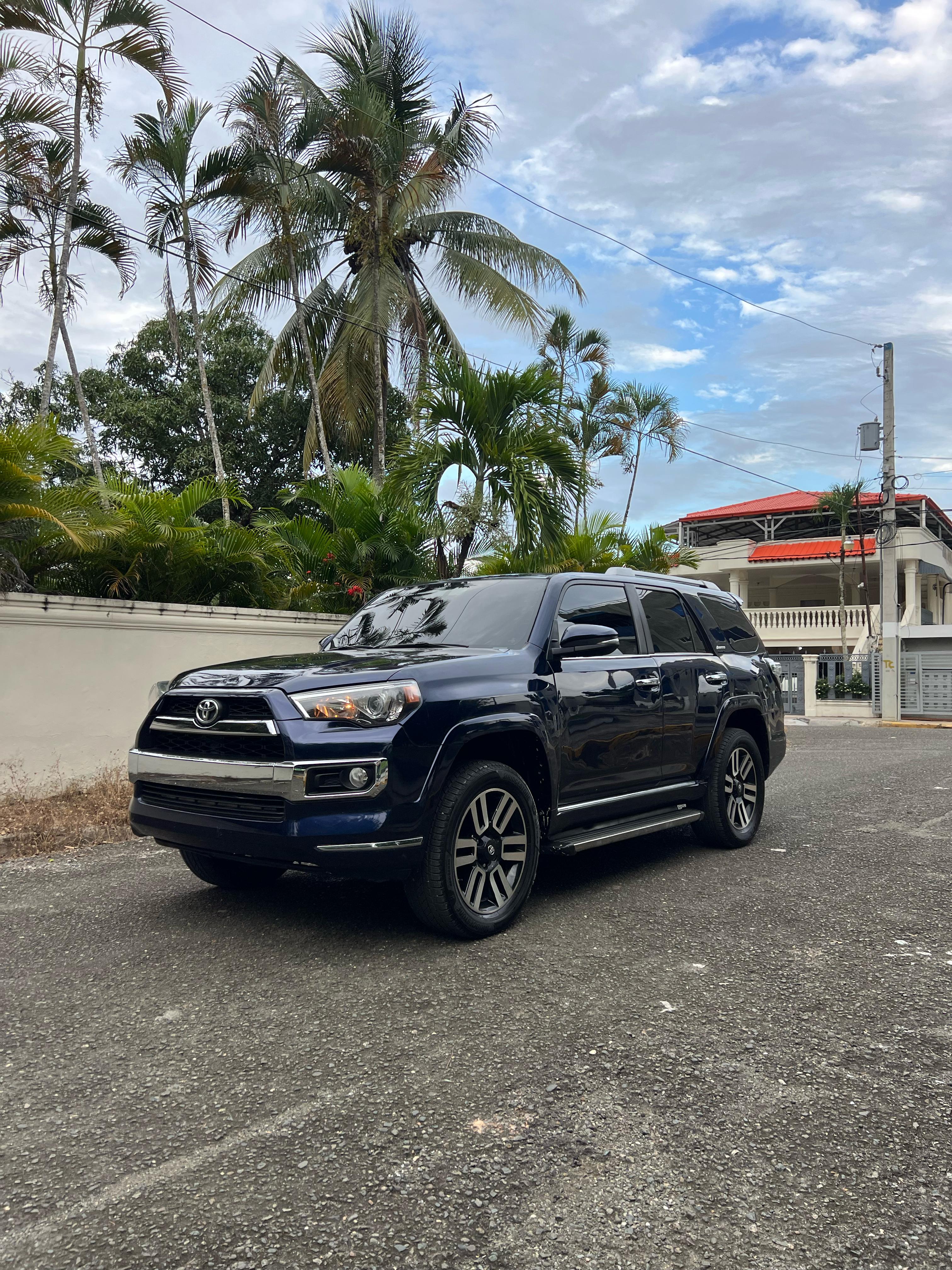 jeepetas y camionetas - Toyota 4runner Sr5 2019 premium  1