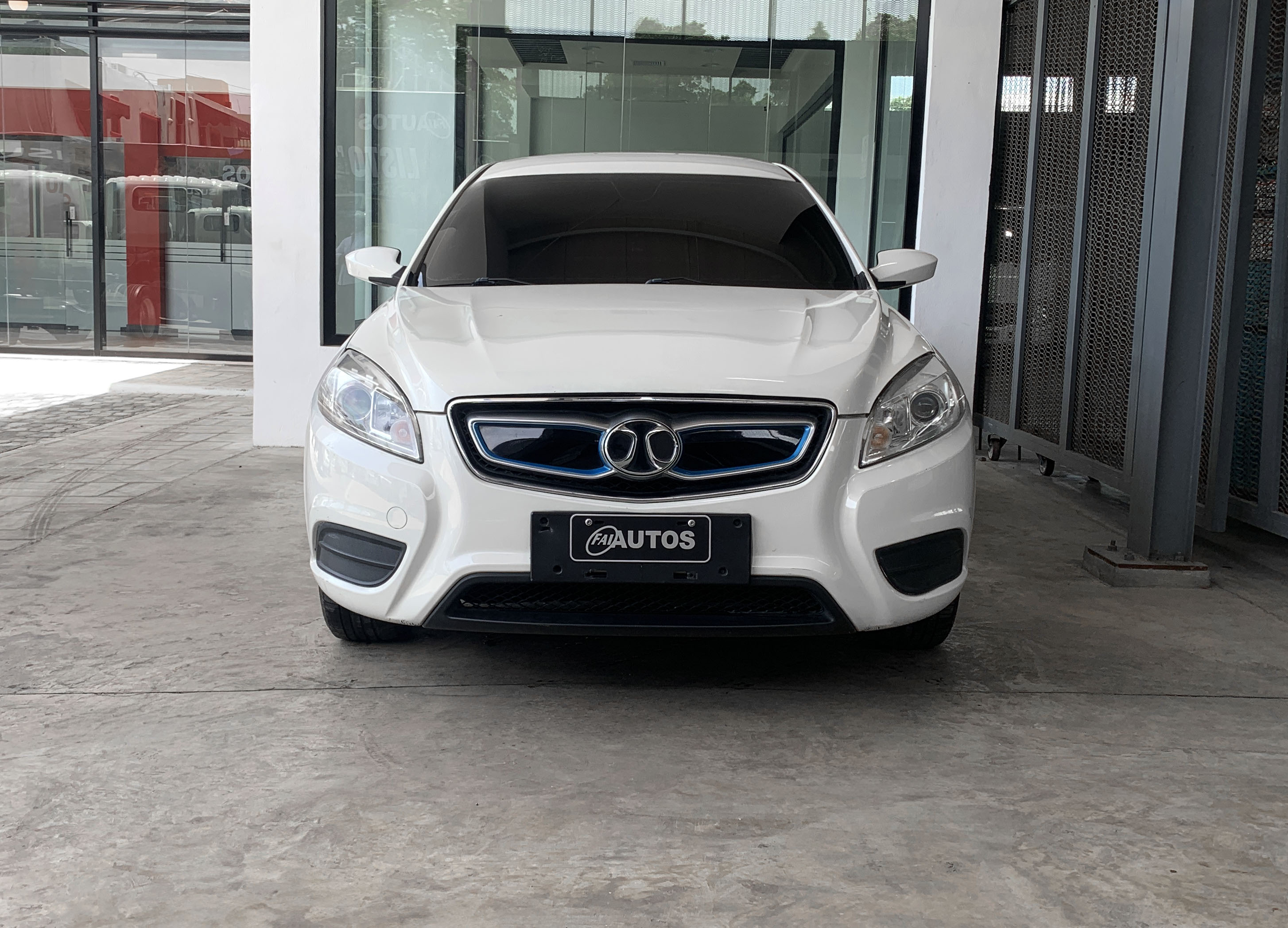 carros - Baic EU260 4
