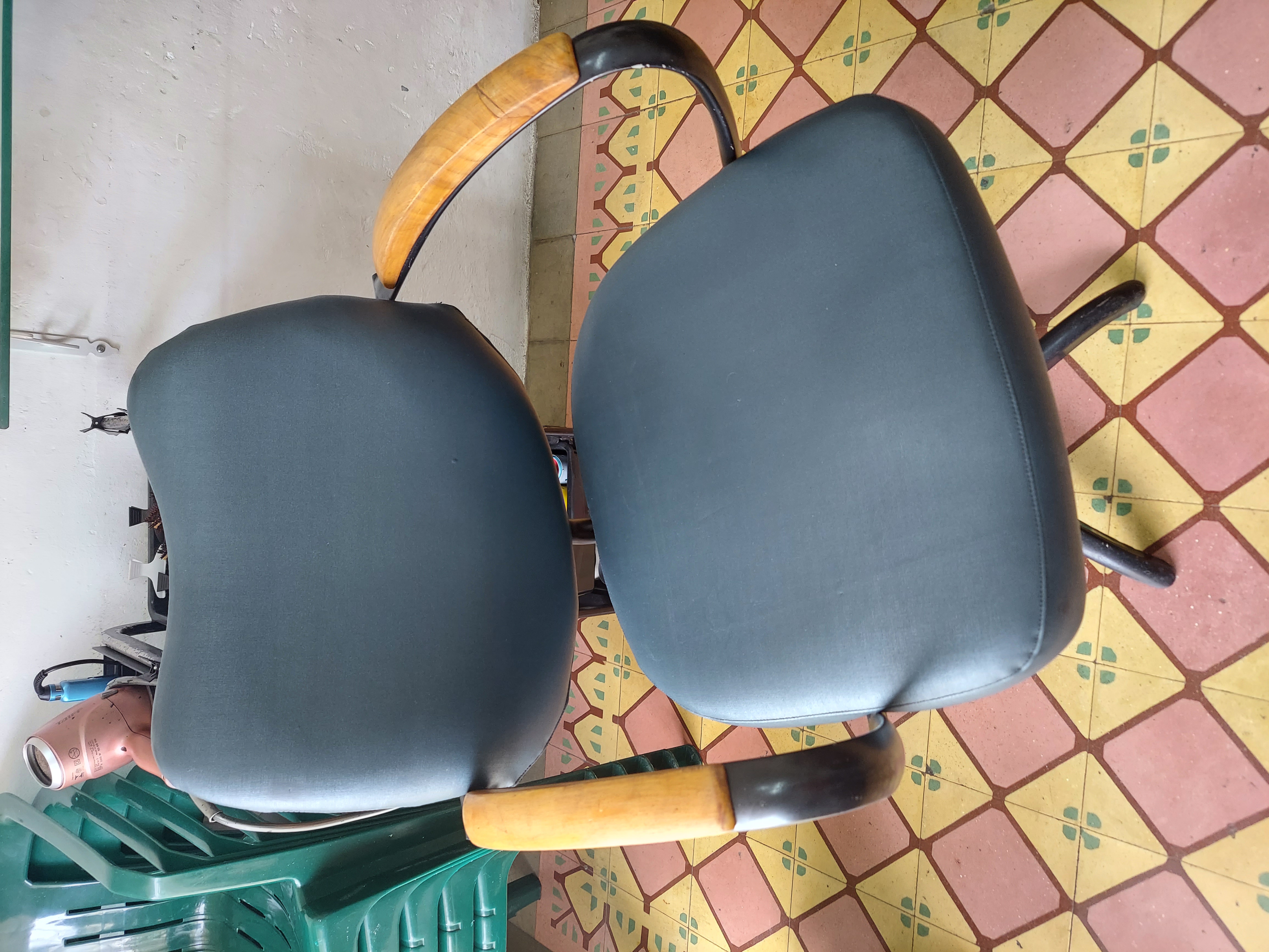 equipos profesionales - Vendo sillones para salon de belleza en condición  1