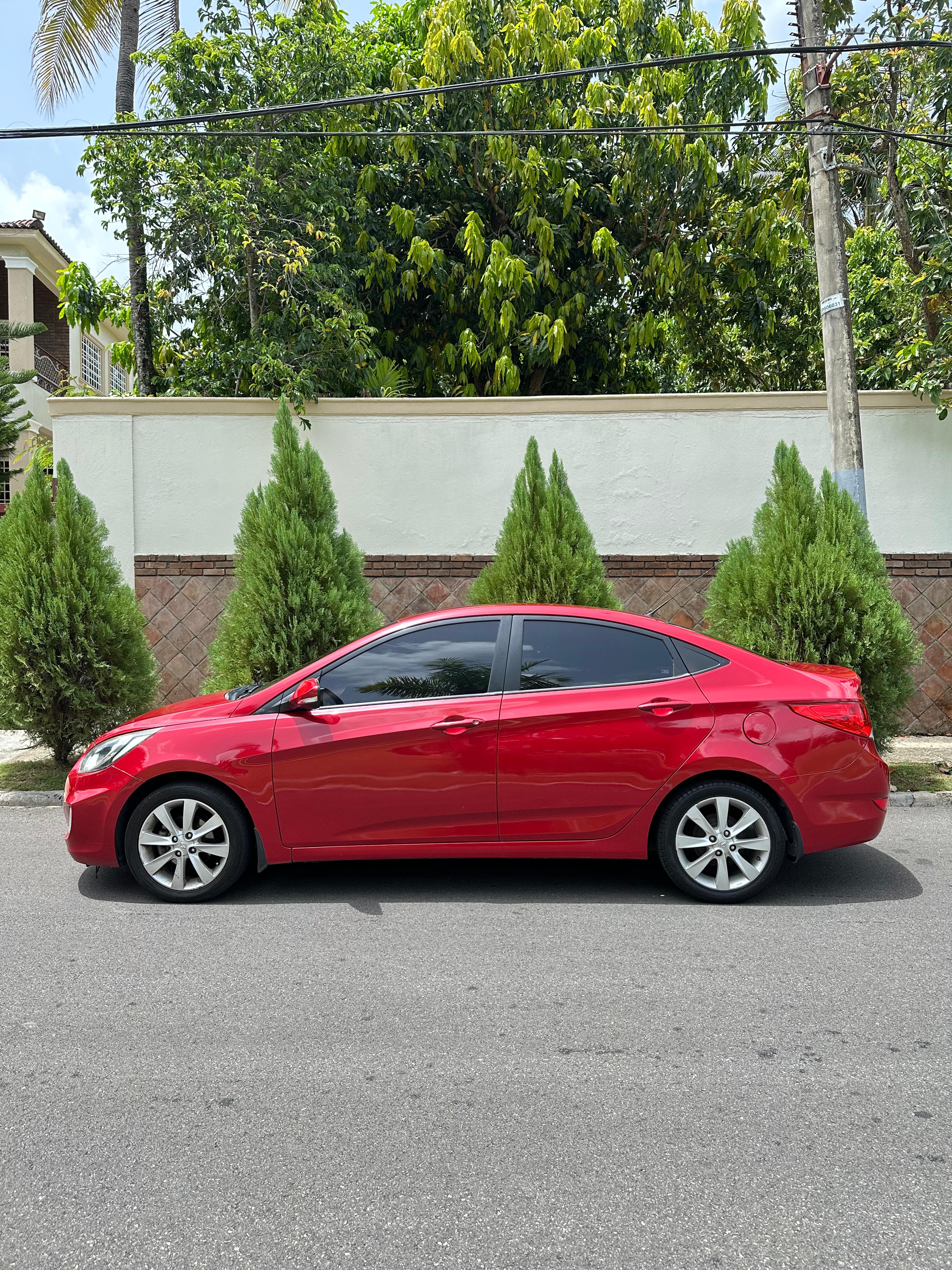 carros - hyundai accent 2012 1