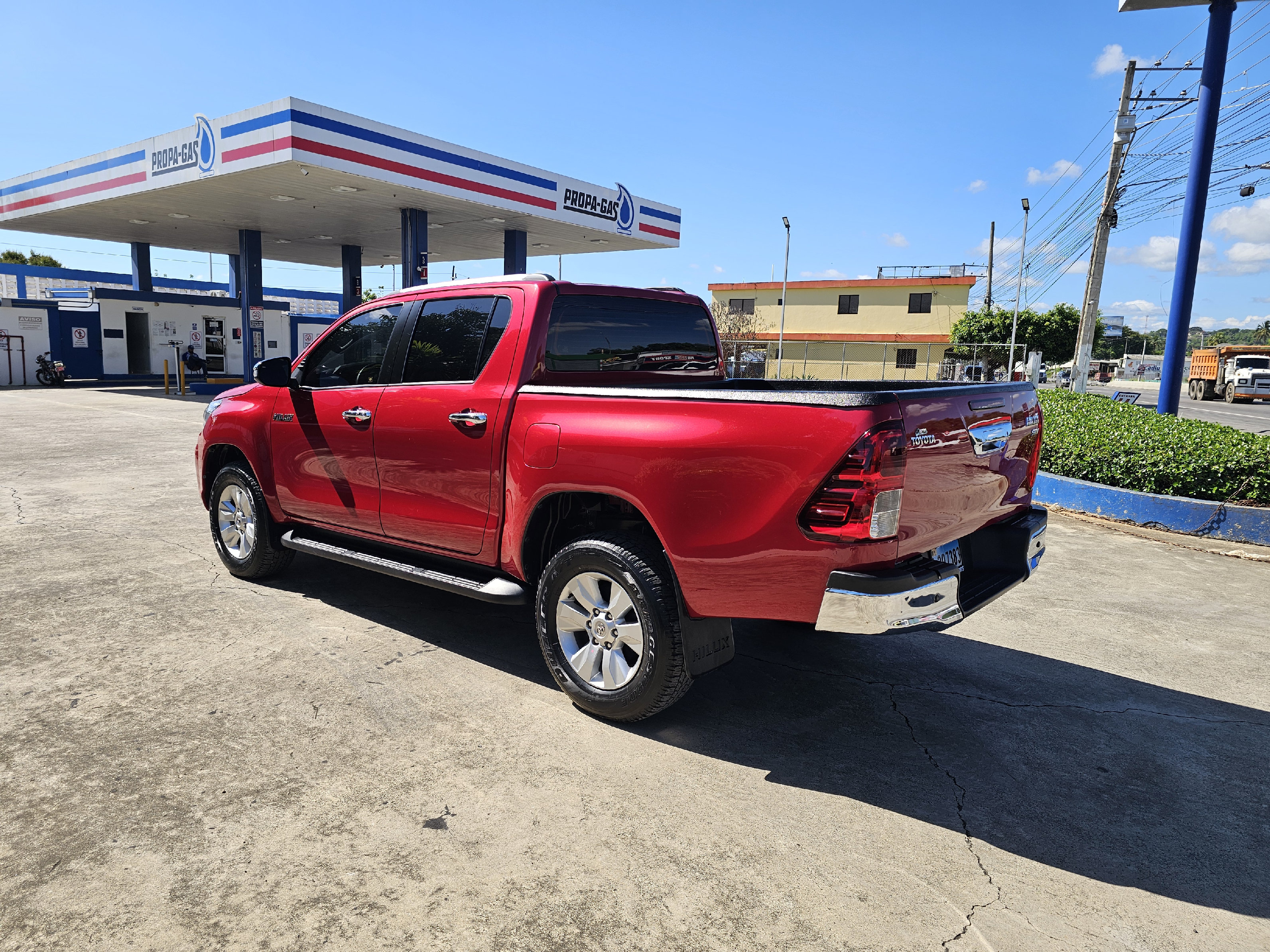 jeepetas y camionetas - Toyota Hilux SRV limite 3