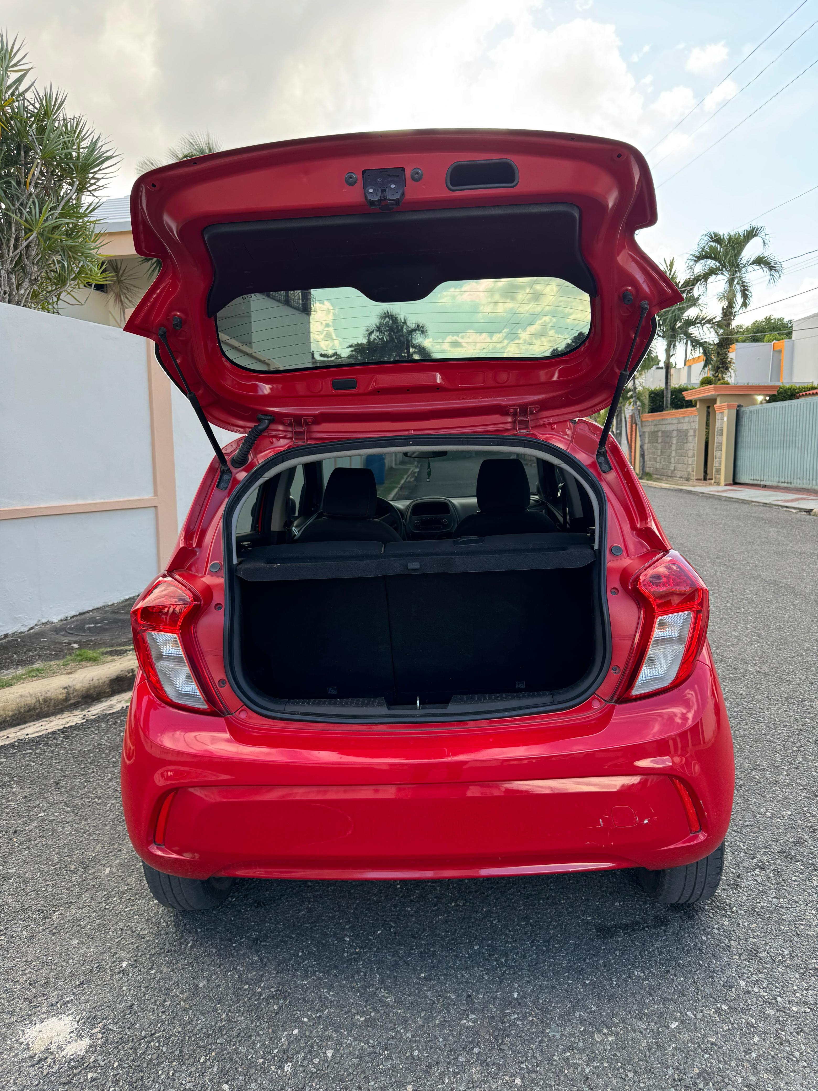 carros - Carro en venta 2019 - Chevrolet Spark 4