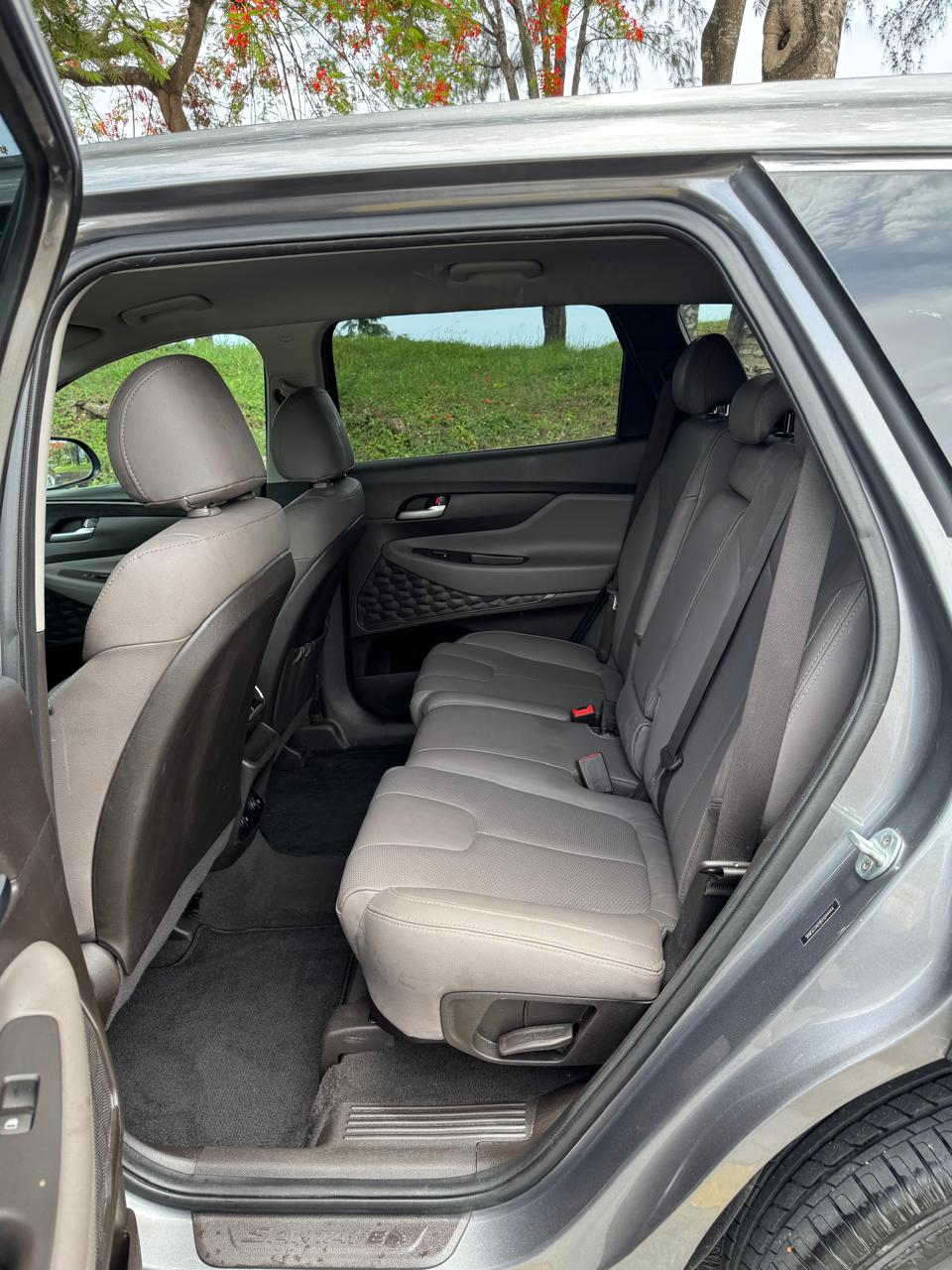 jeepetas y camionetas - Hyundai Santa Fe SE 2019, impecable 6