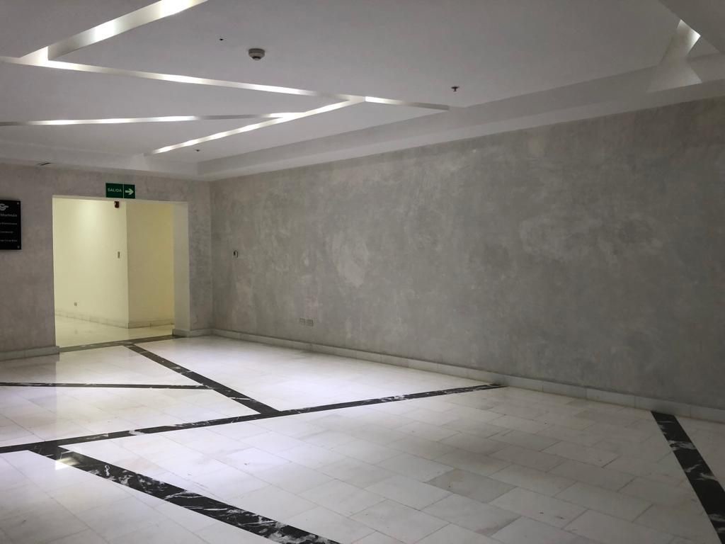 oficinas y locales comerciales - Oficina en torre corporativa de 213m2 7 parqueos Piantini 7