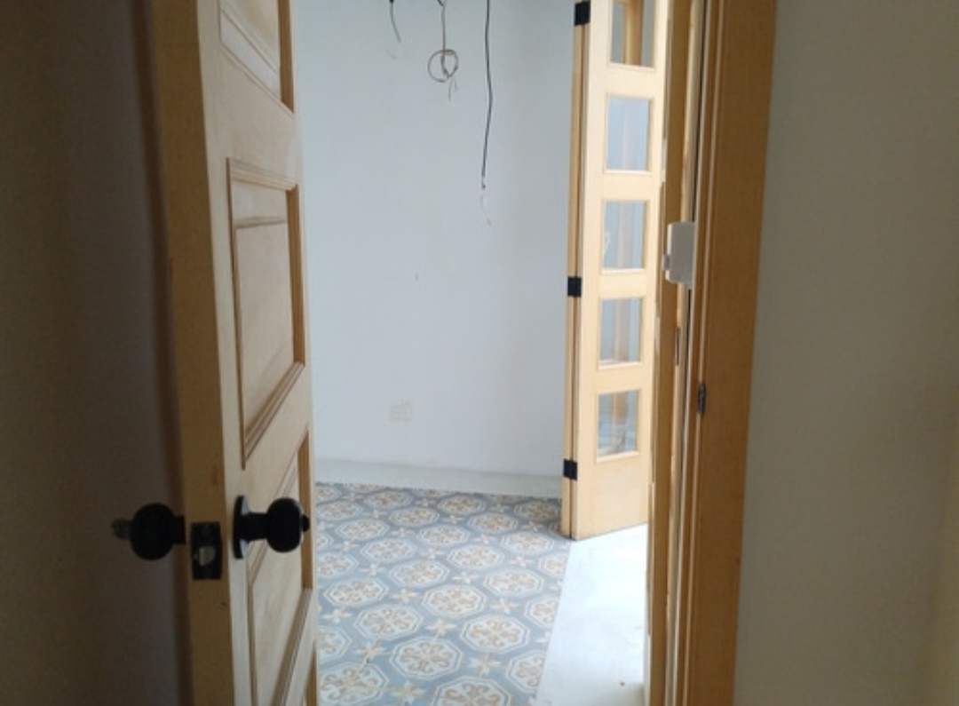 casas - Oportunidad 2 Casa En Zona Colonial Remodelada Con Picuzzy  2