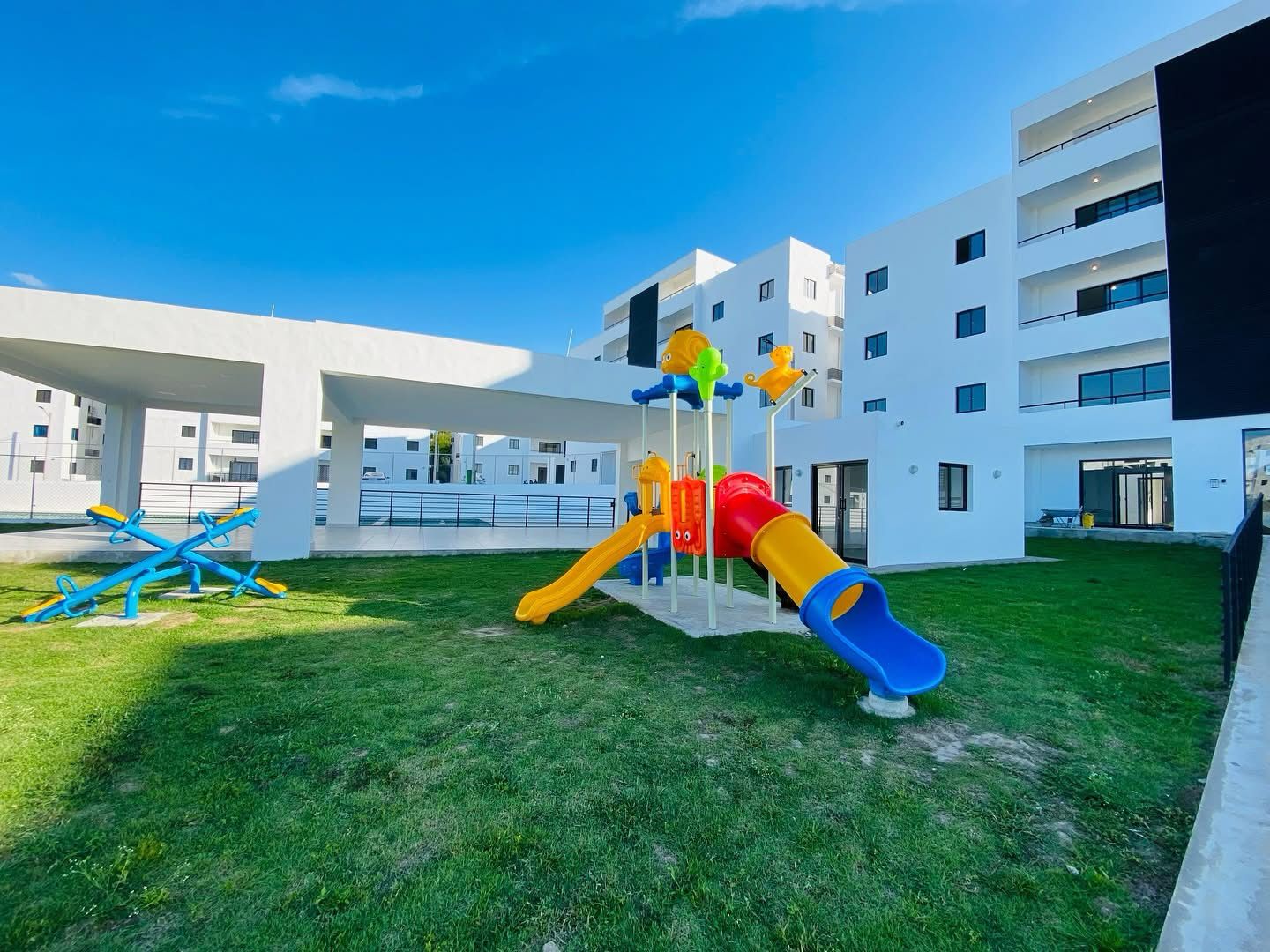 apartamentos - APARTAMENTO EN VENTA EN AV. HISPANOAMERICANA, SANTIAGO. 0