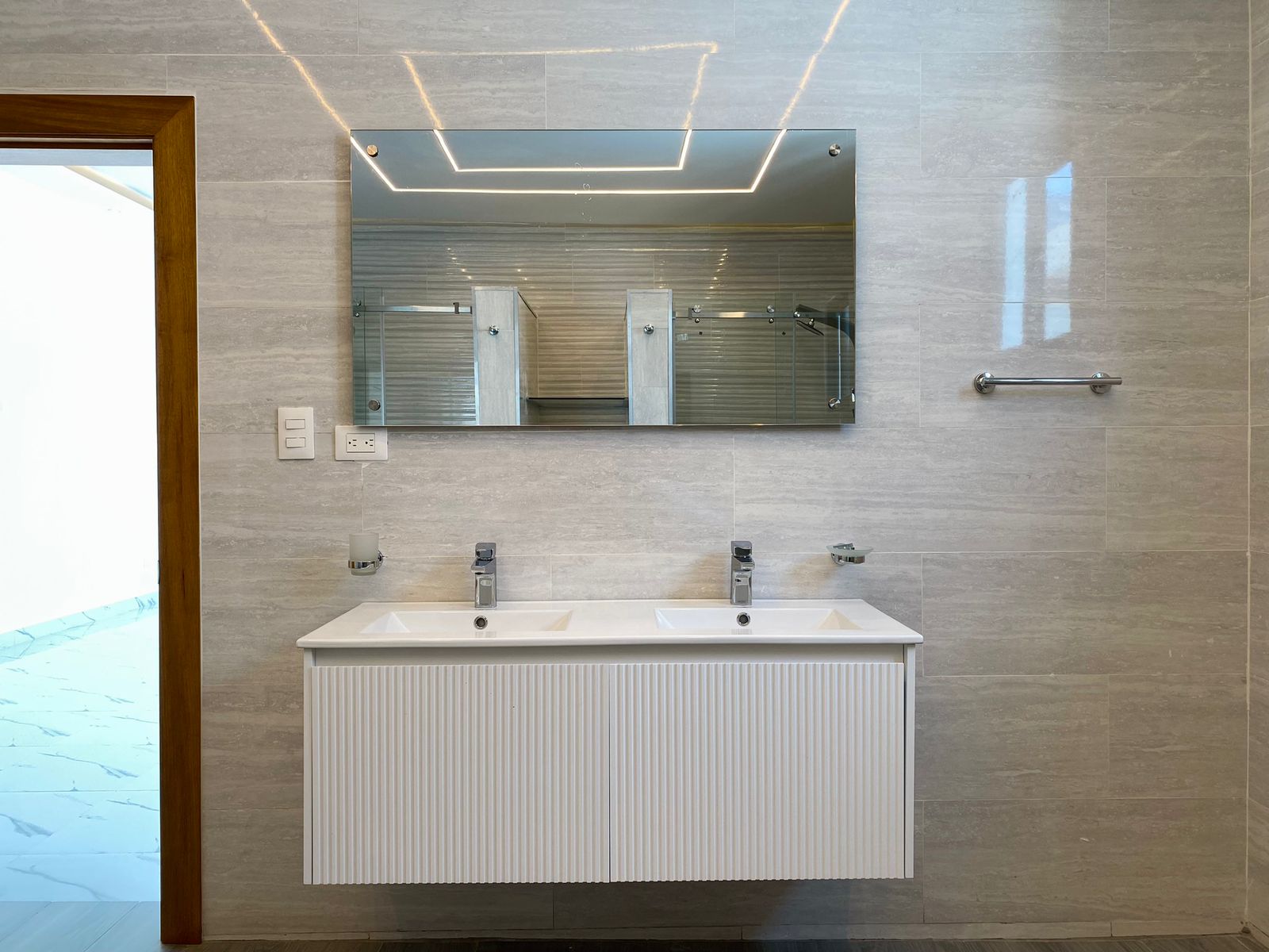 casas - Casa de 4 Habitaciones de Venta en Villa María! 8