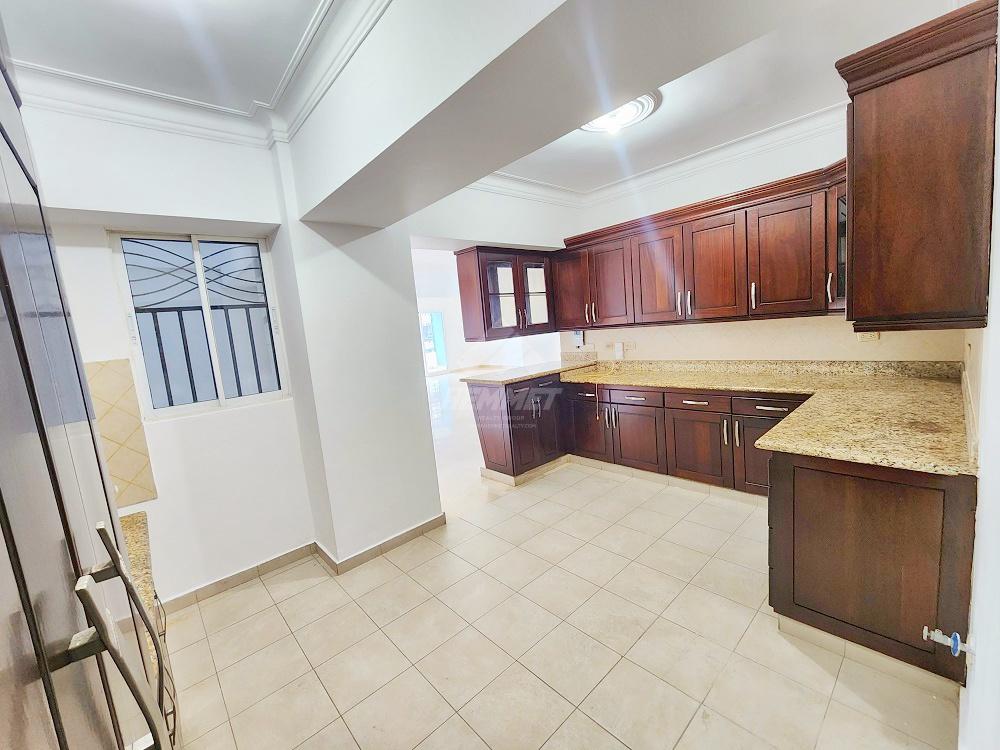 apartamentos - ESPACIOSO APARTAMENTO REMODELADO PROXIMO SUPERMERCADO NACIONAL VILLA OLGA 1