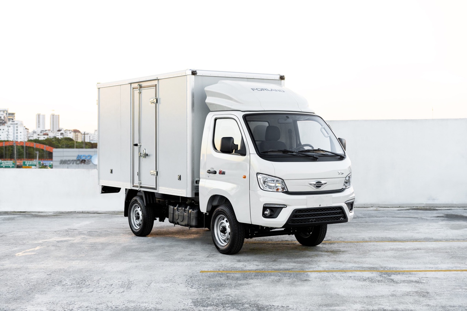 camiones y vehiculos pesados - 2025 Forland F200 S Furgon
