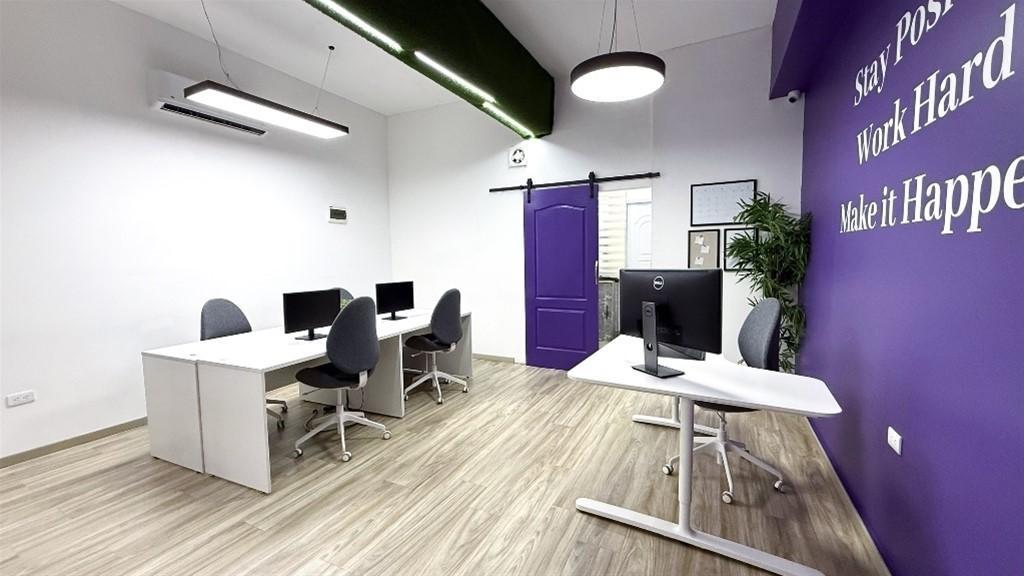 oficinas y locales comerciales - Local comercial en piantini 1