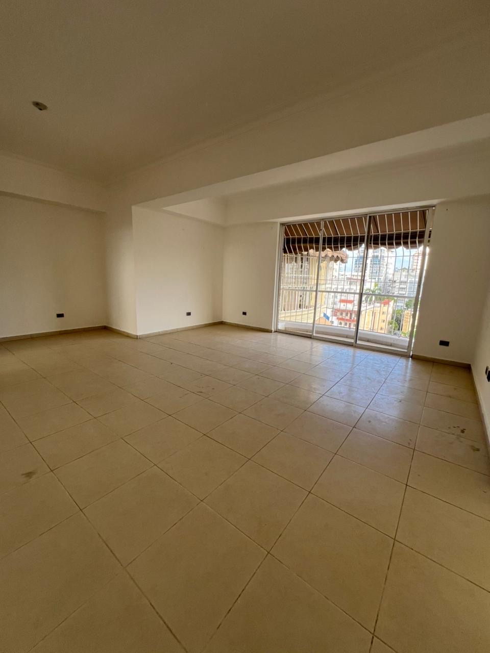 apartamentos - Alquiler de Apartamento - 7mo Piso en Renacimiento. 2