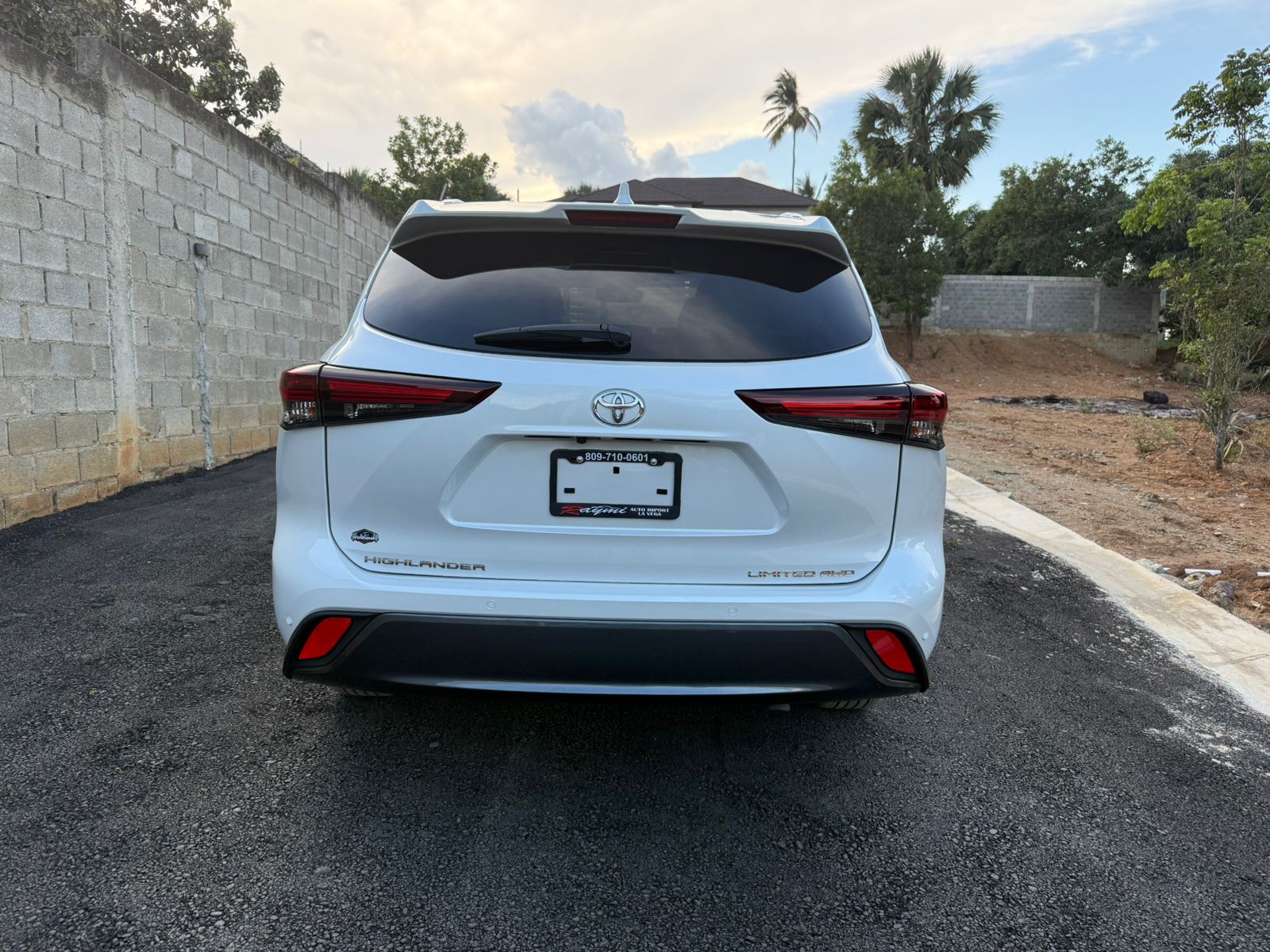 jeepetas y camionetas - Toyota higlander xle 2014 6